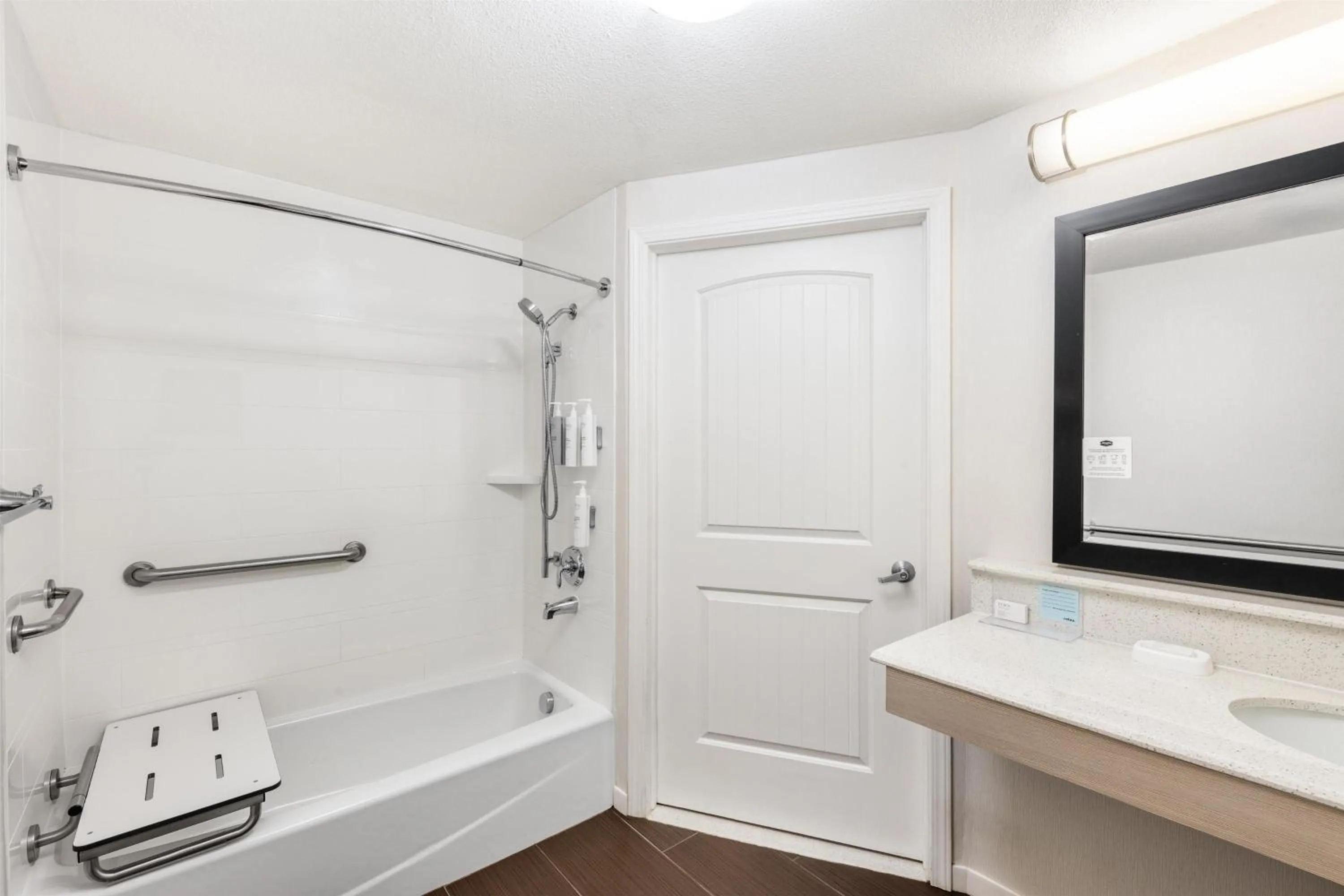 Bathroom in Hampton Inn Portland East