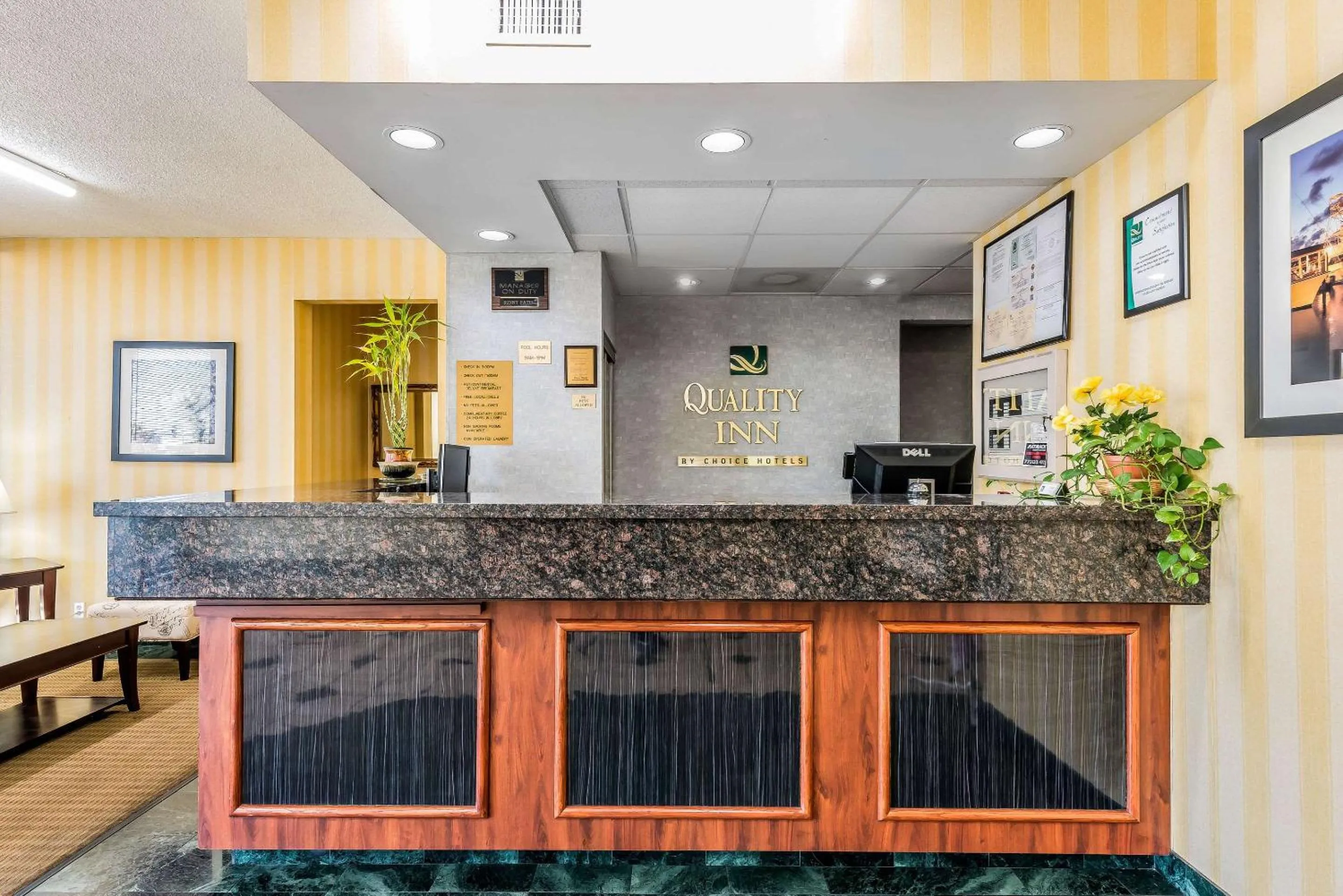 Lobby or reception in Quality Inn Fort Pierce I-95