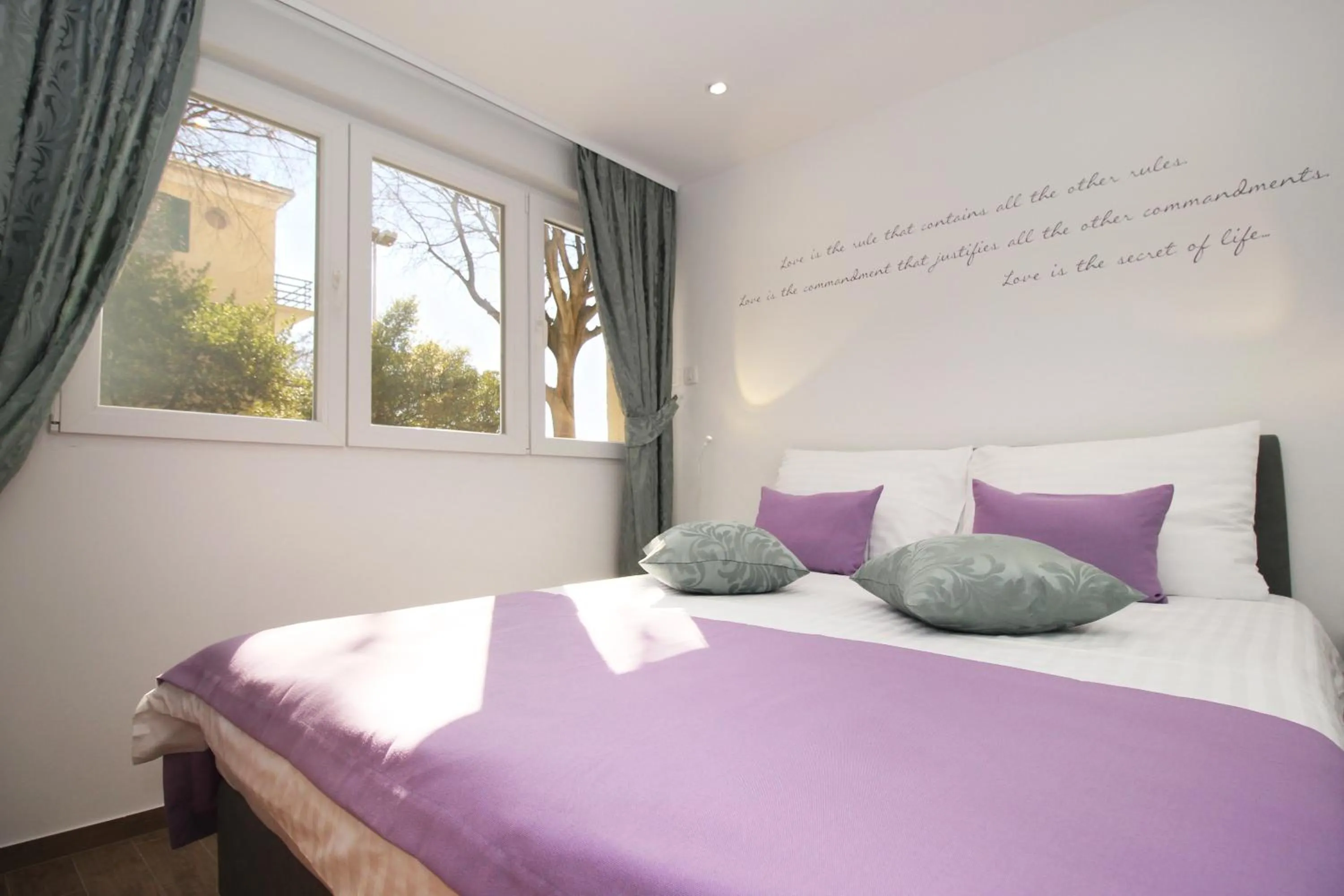 Bedroom, Bed in Studio Apartments 4 You in Split