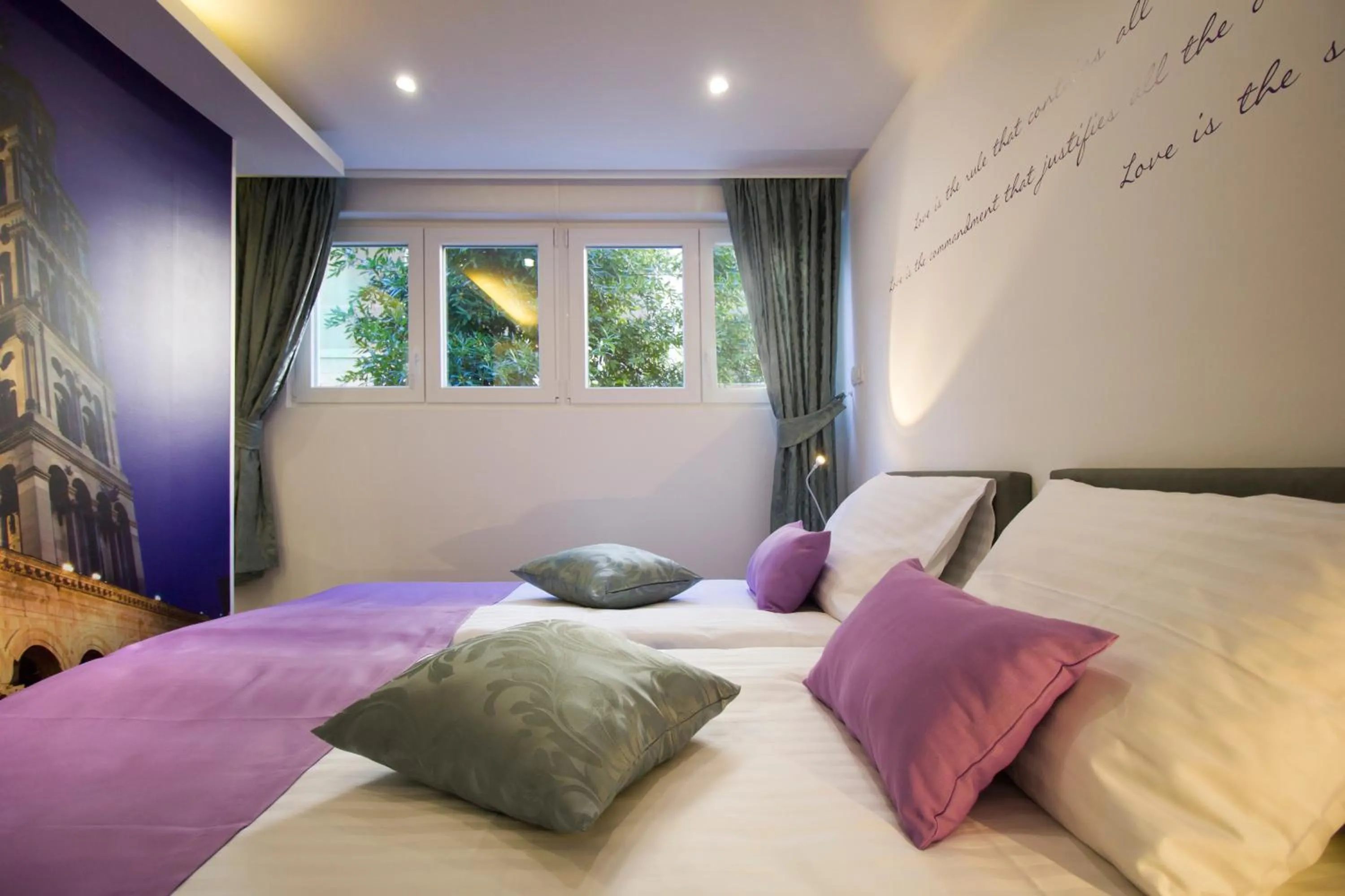 Bedroom, Bed in Studio Apartments 4 You in Split