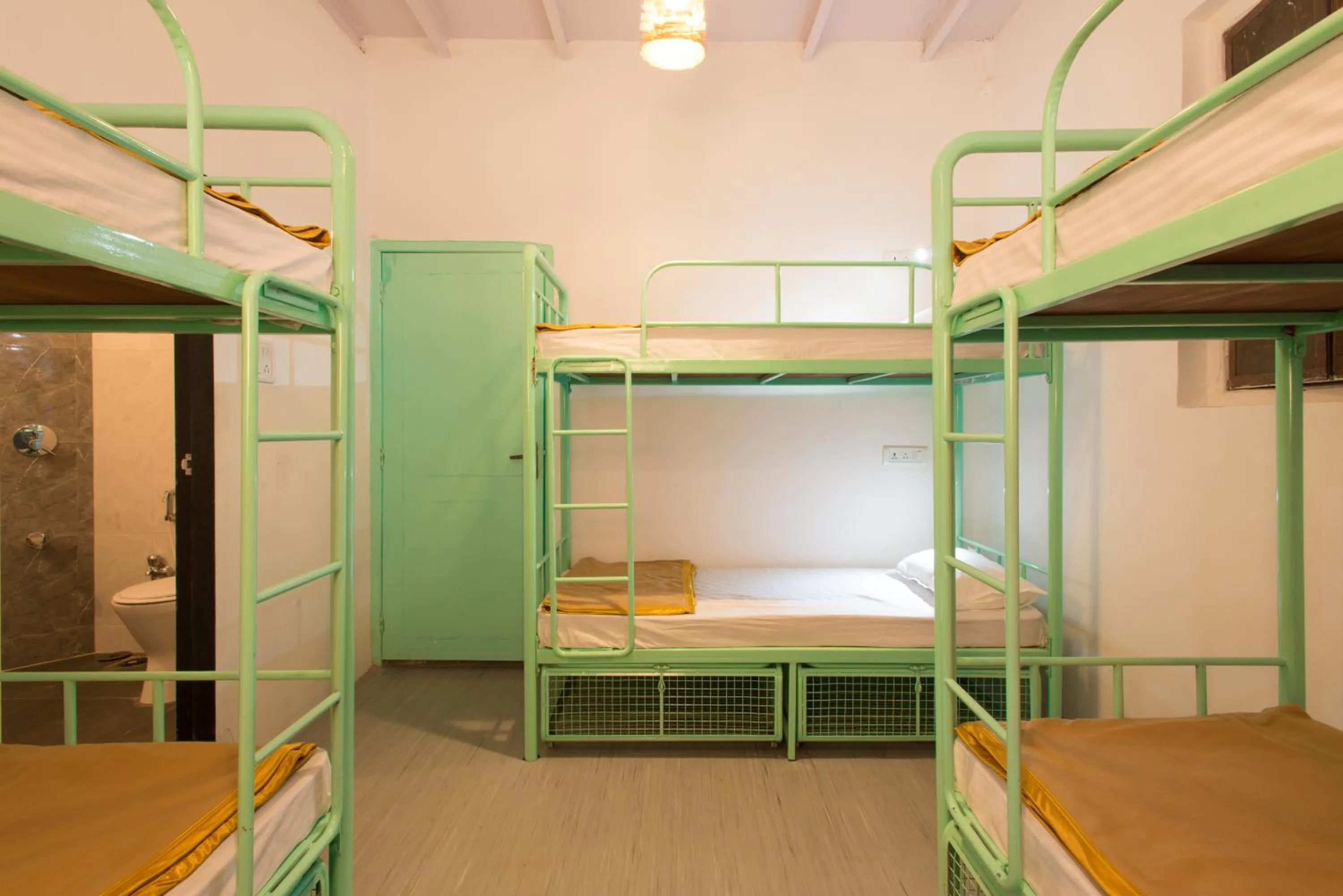 Bed in Hostel Mantra