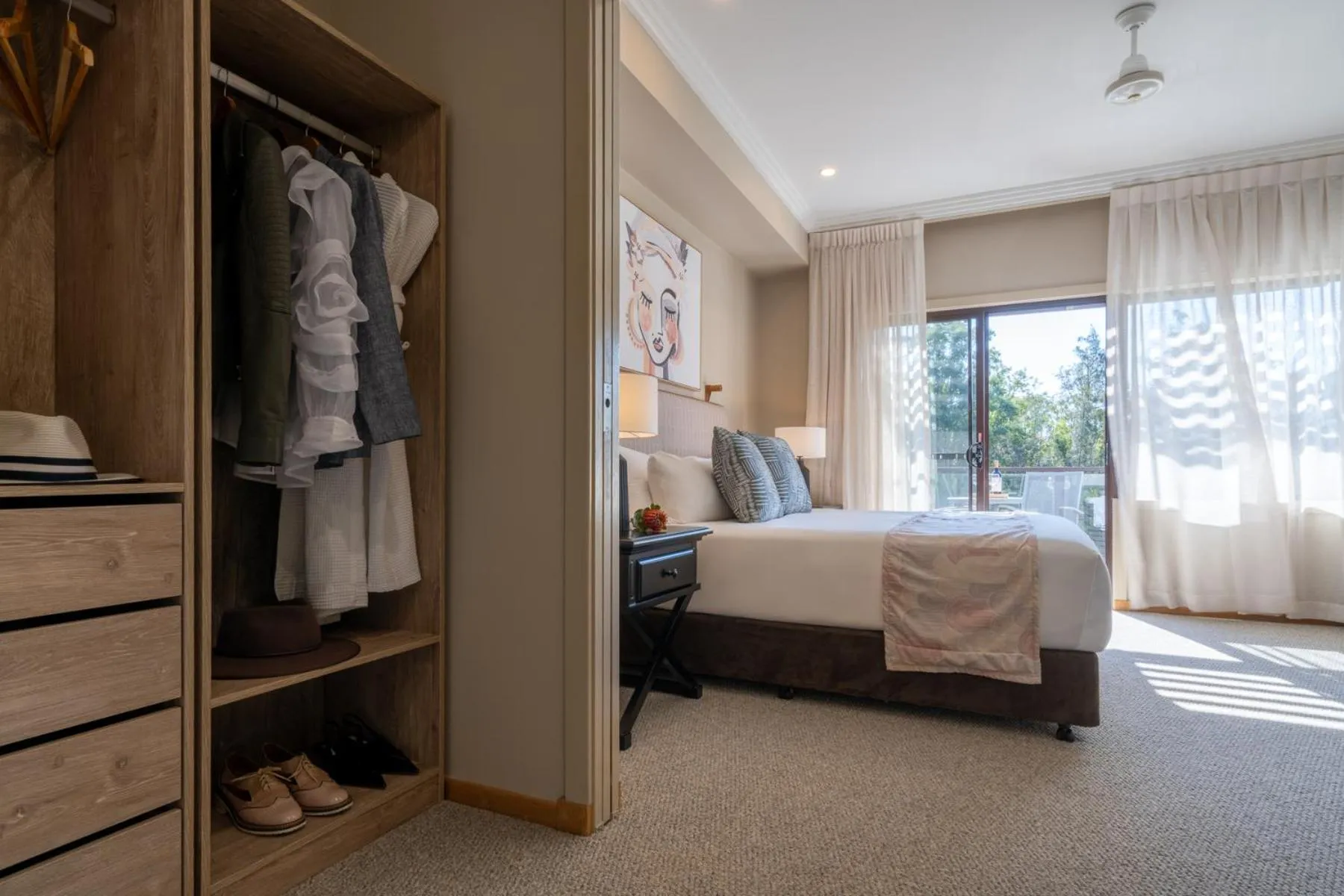 Balcony/Terrace, Bed in Hermitage Lodge