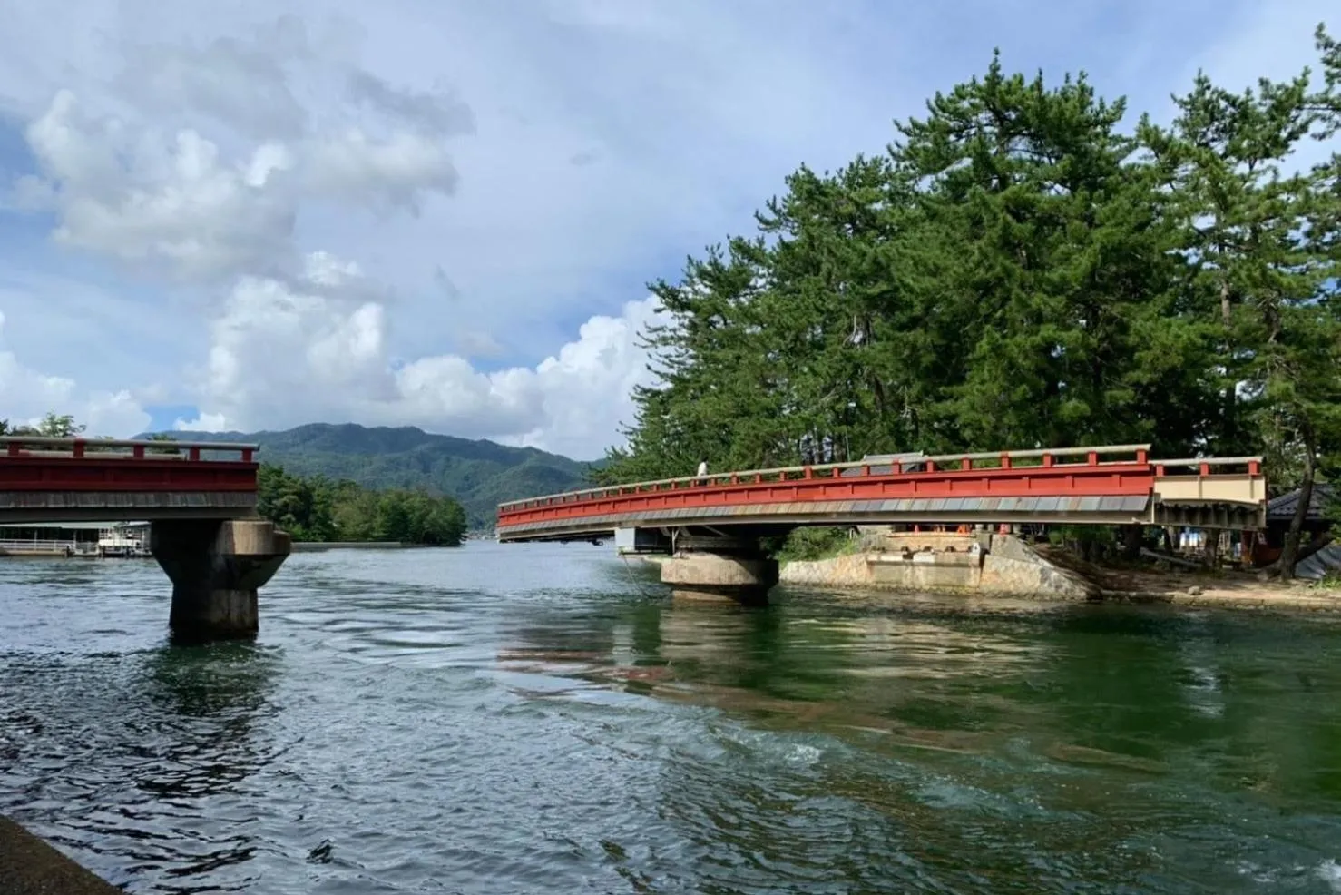Nearby landmark in Monjusou