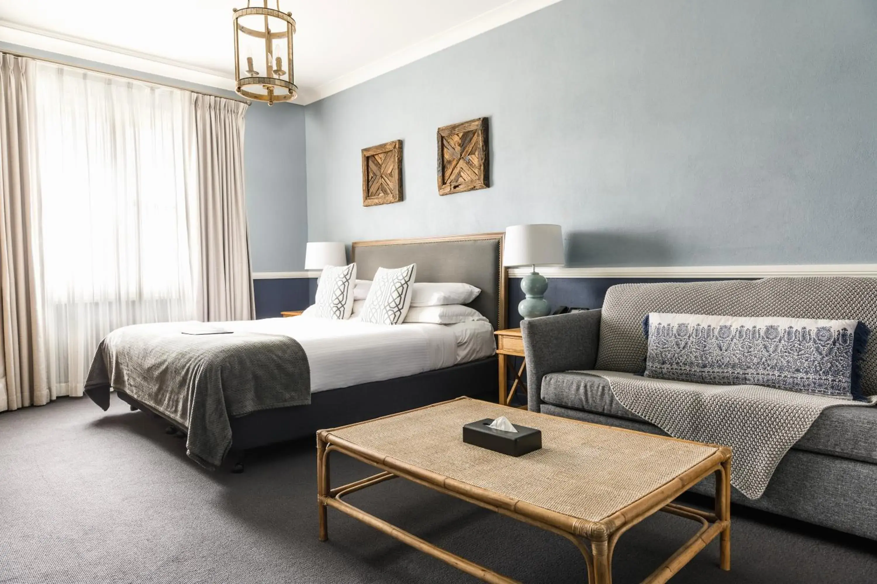 Deluxe King Room with Sofa in Berida Hotel Deluxe King Room with Sofa in Berida Hotel