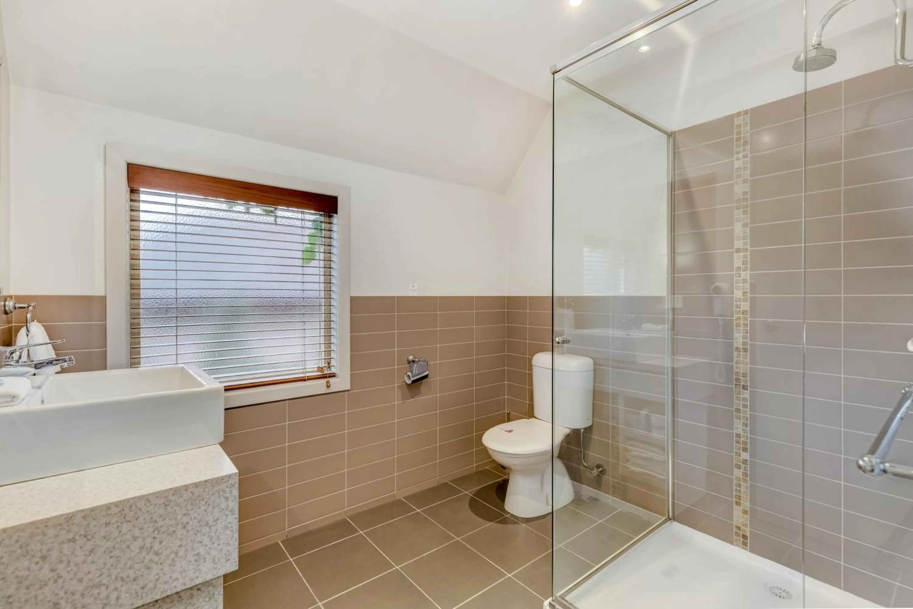 Bathroom in Seymours On Lydiard