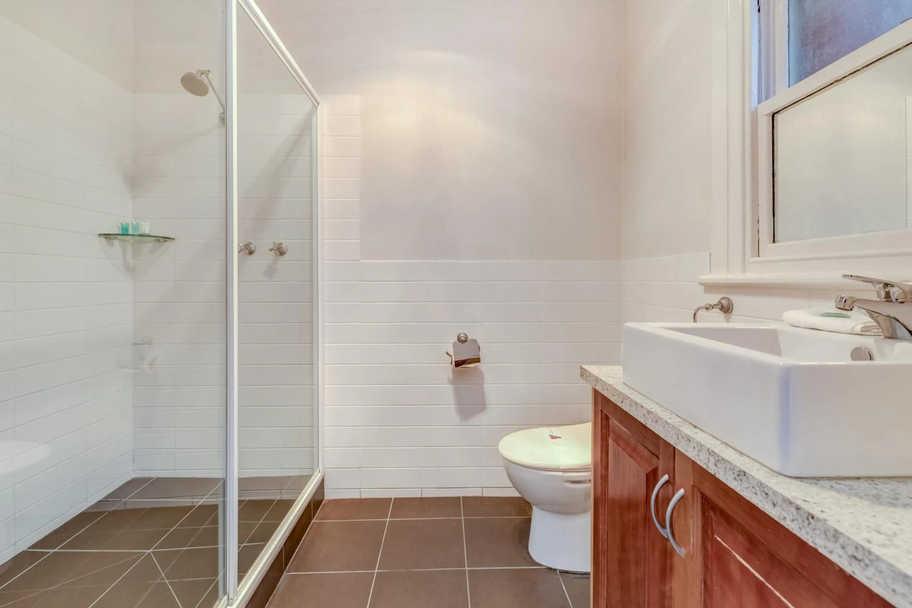 Bathroom in Seymours On Lydiard