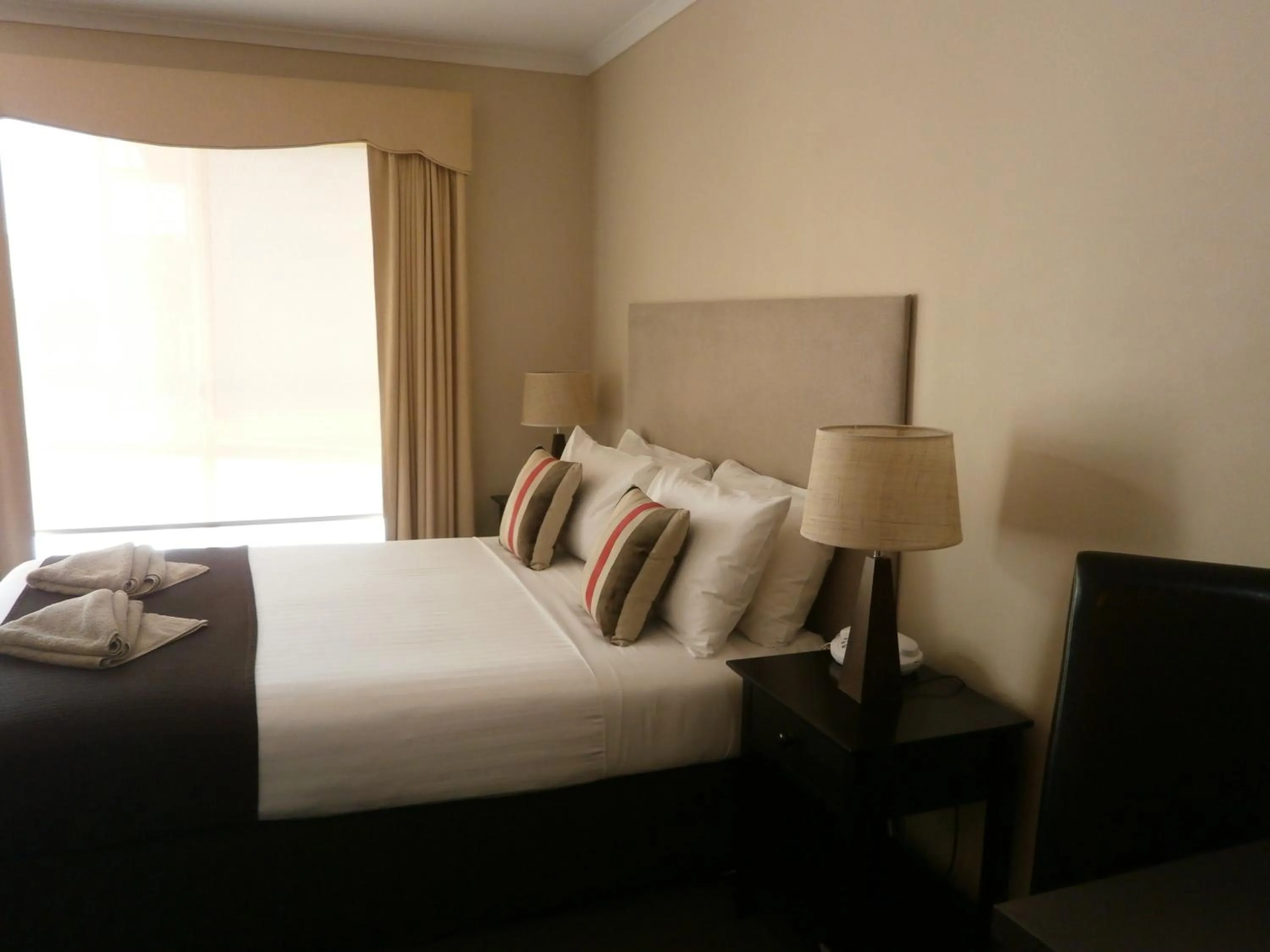 Day, Bed in Ballarat Central City Motor Inn