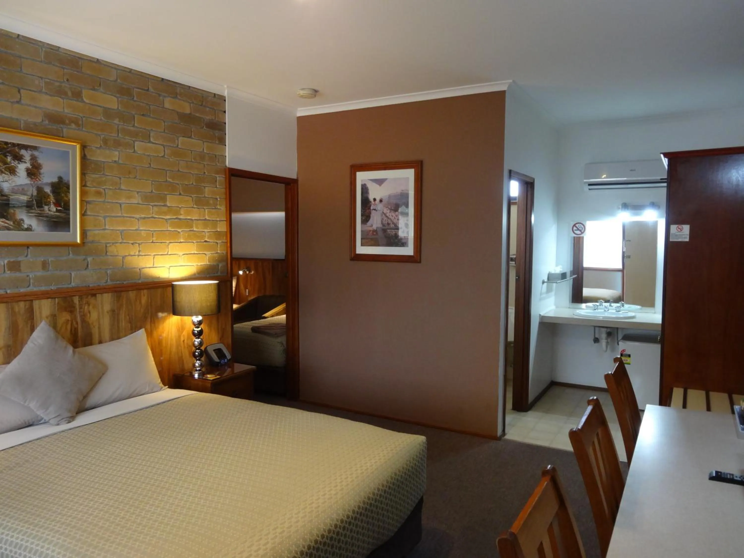 Bedroom in Peppinella Motel