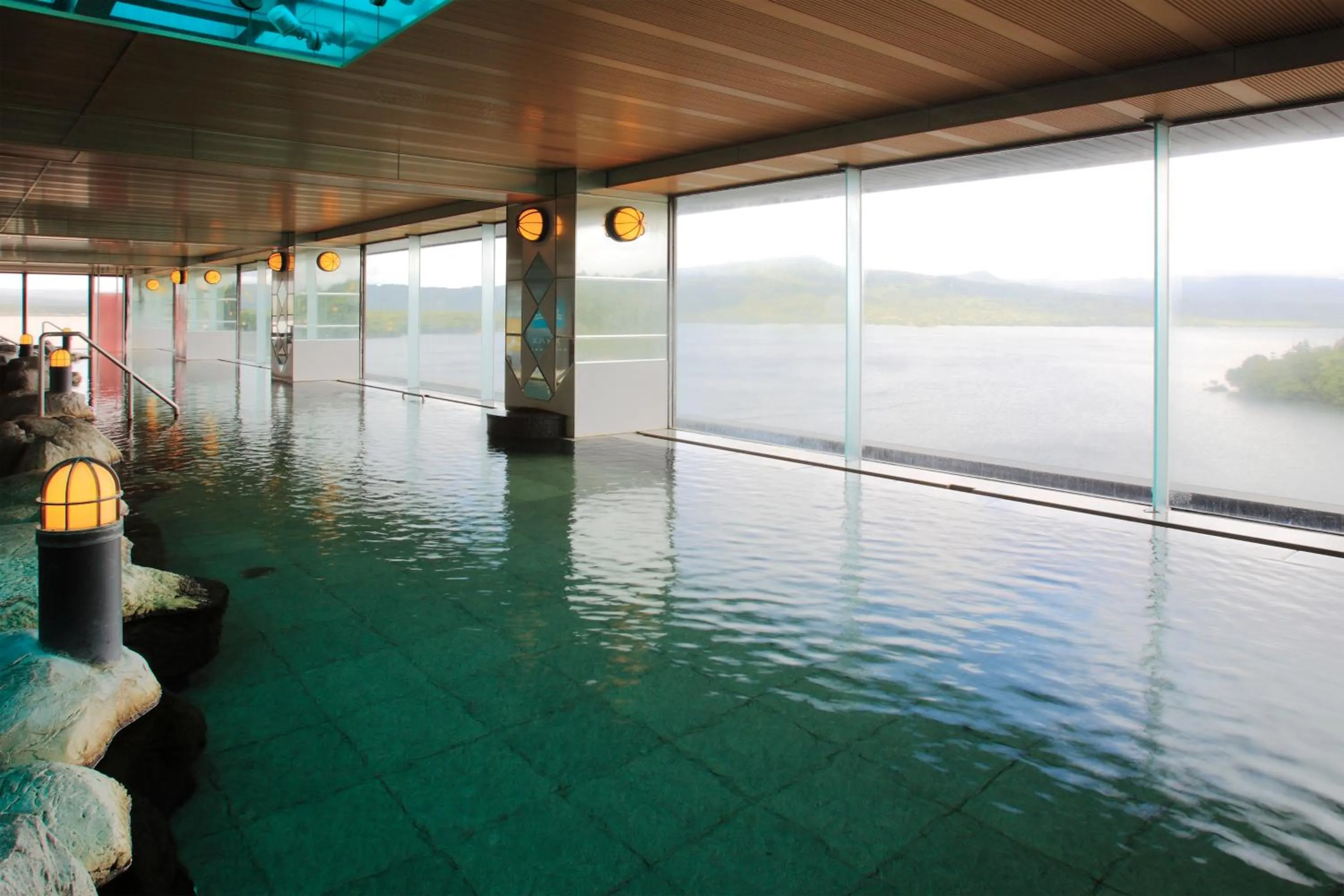 Hot Spring Bath in New Akan Hotel
