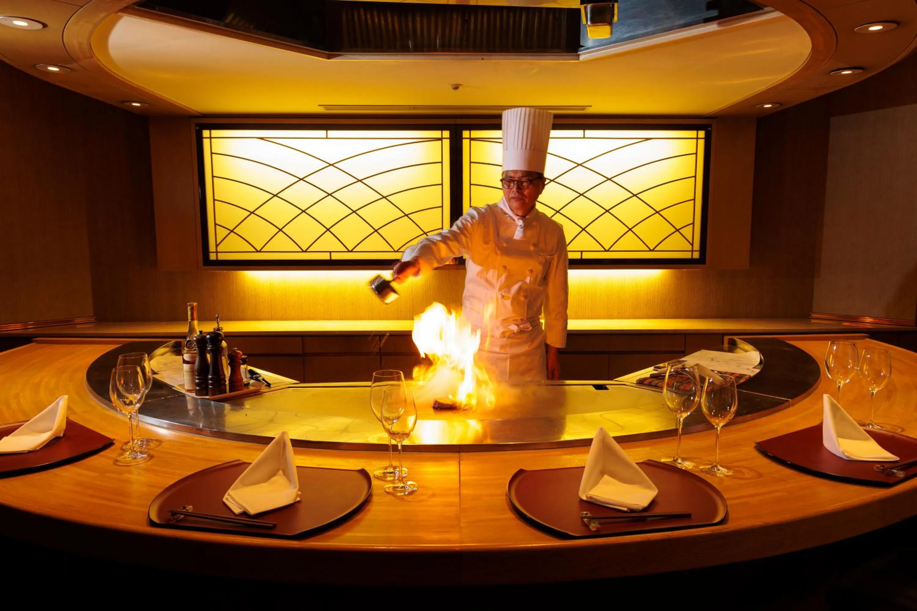 Restaurant/places to eat in One Station Hotel Kumamoto -DLIGHT LIFE & HOTELS-