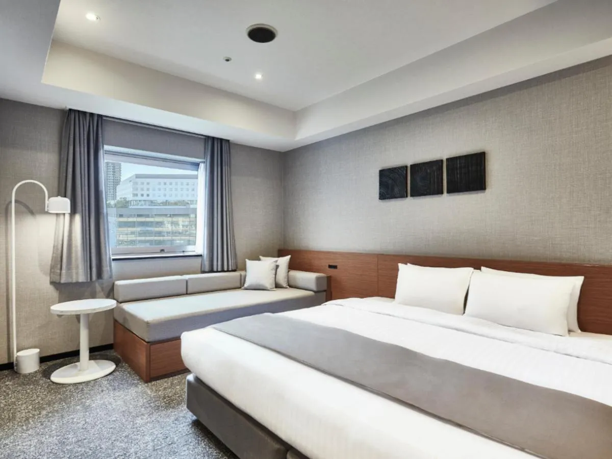 Bed in One Station Hotel Kumamoto -DLIGHT LIFE & HOTELS-