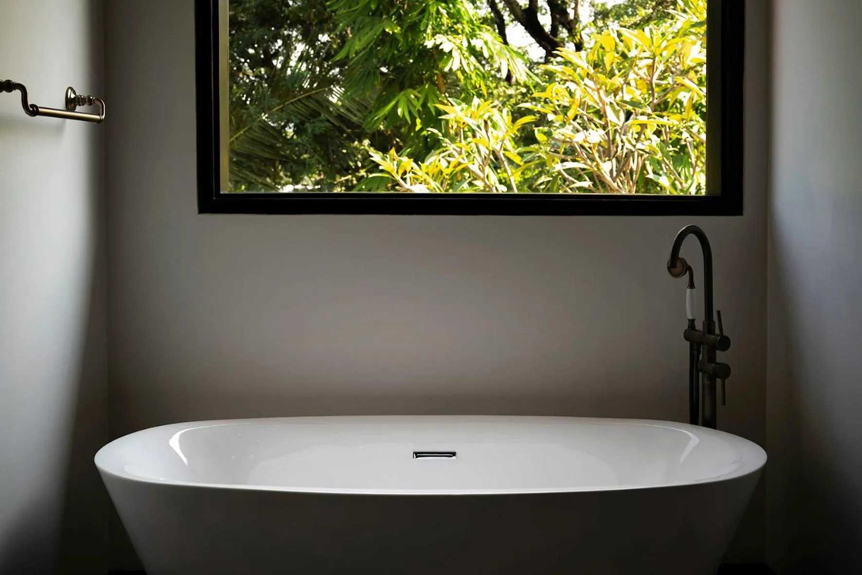 Bath in Hotel Kiridara Luang Prabang