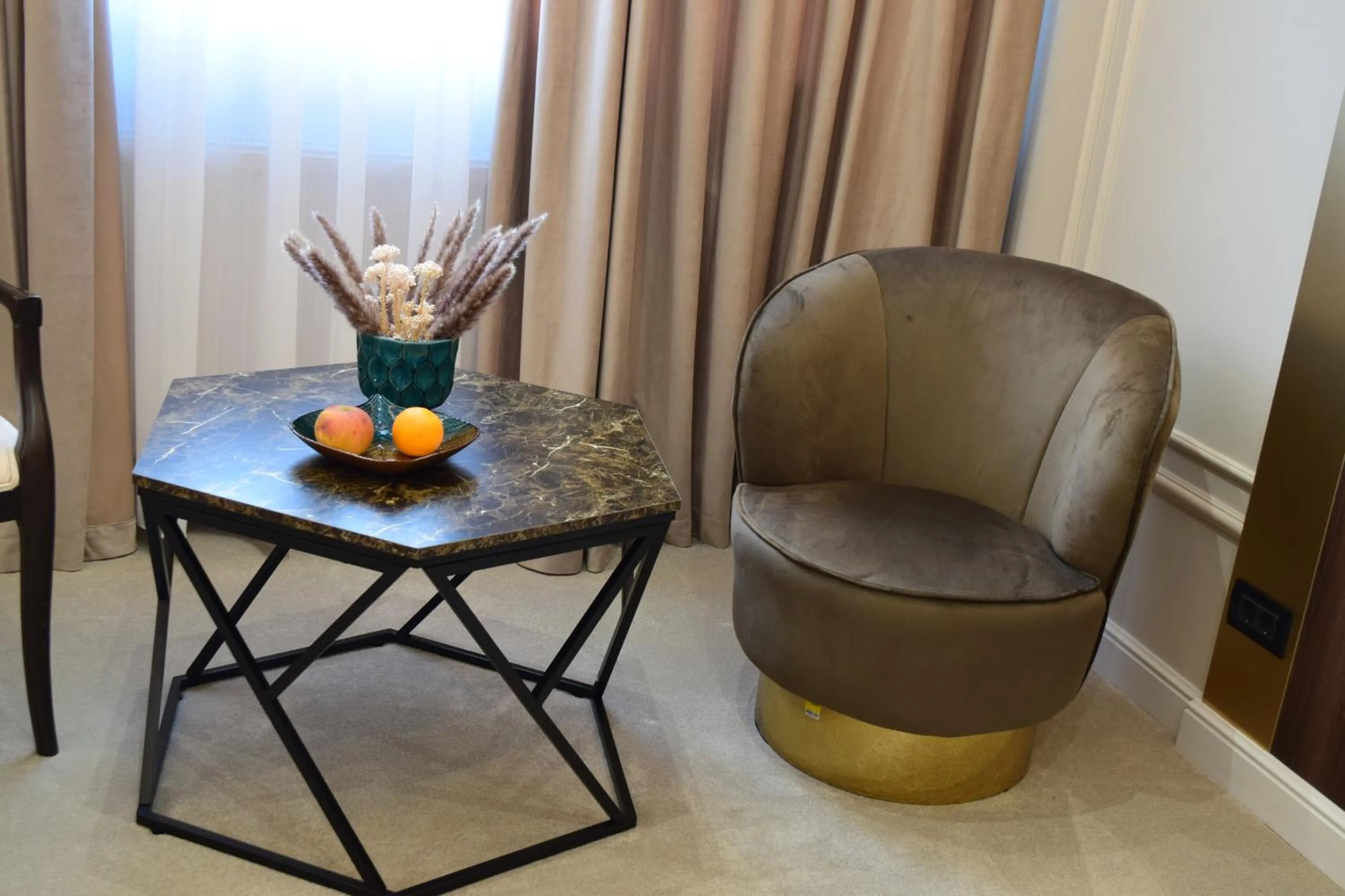 Living room in Hotel 5 Continents