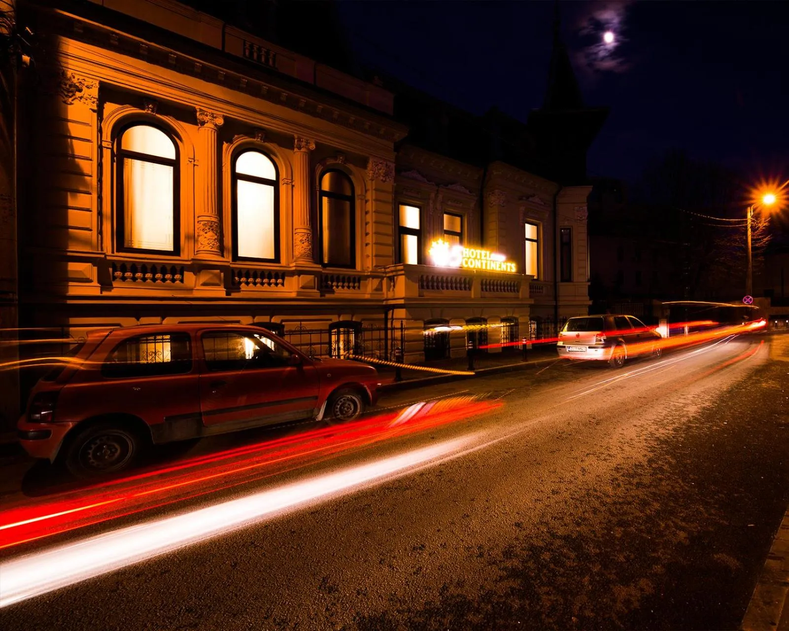 Property building in Hotel 5 Continents