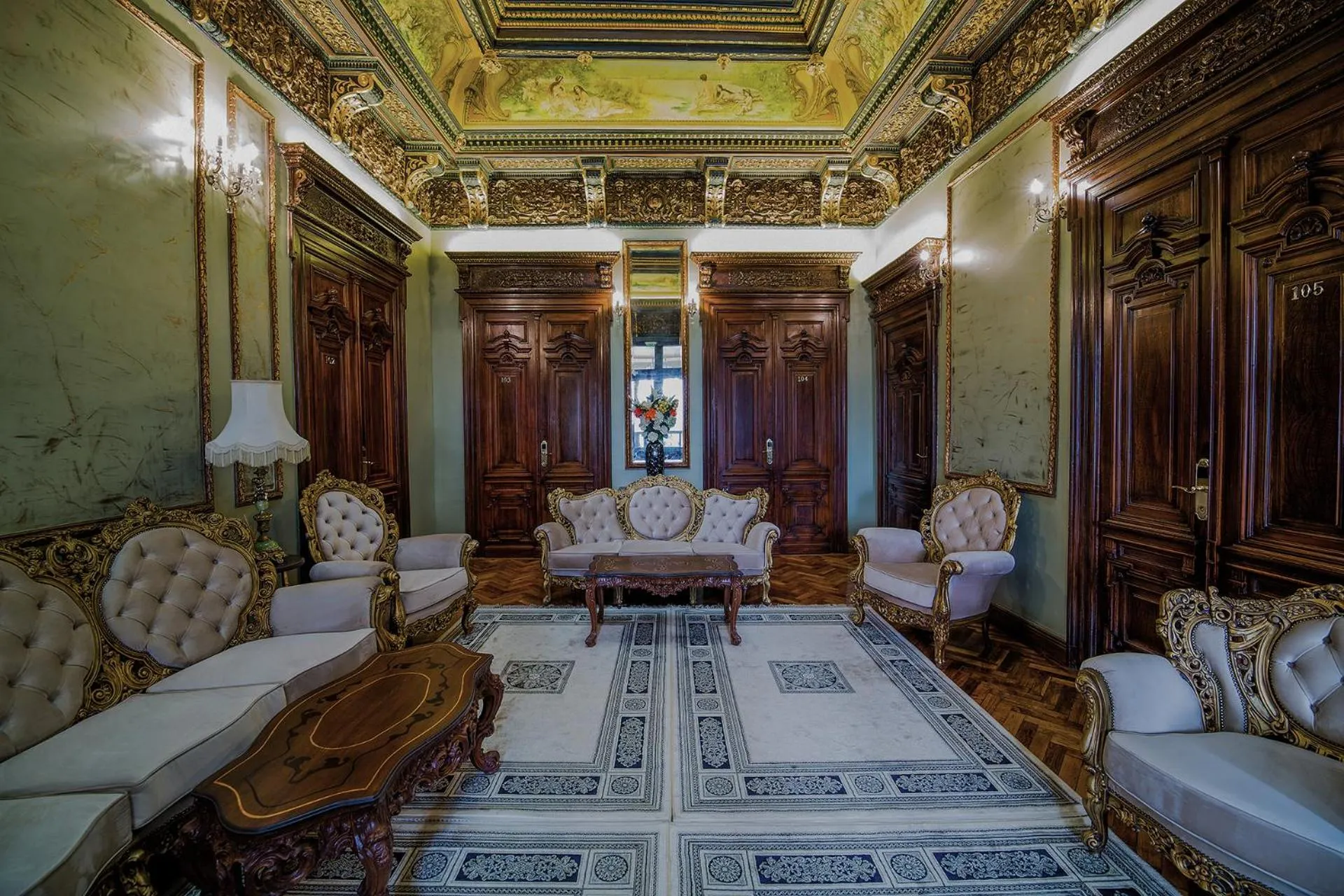 Living room in Hotel 5 Continents