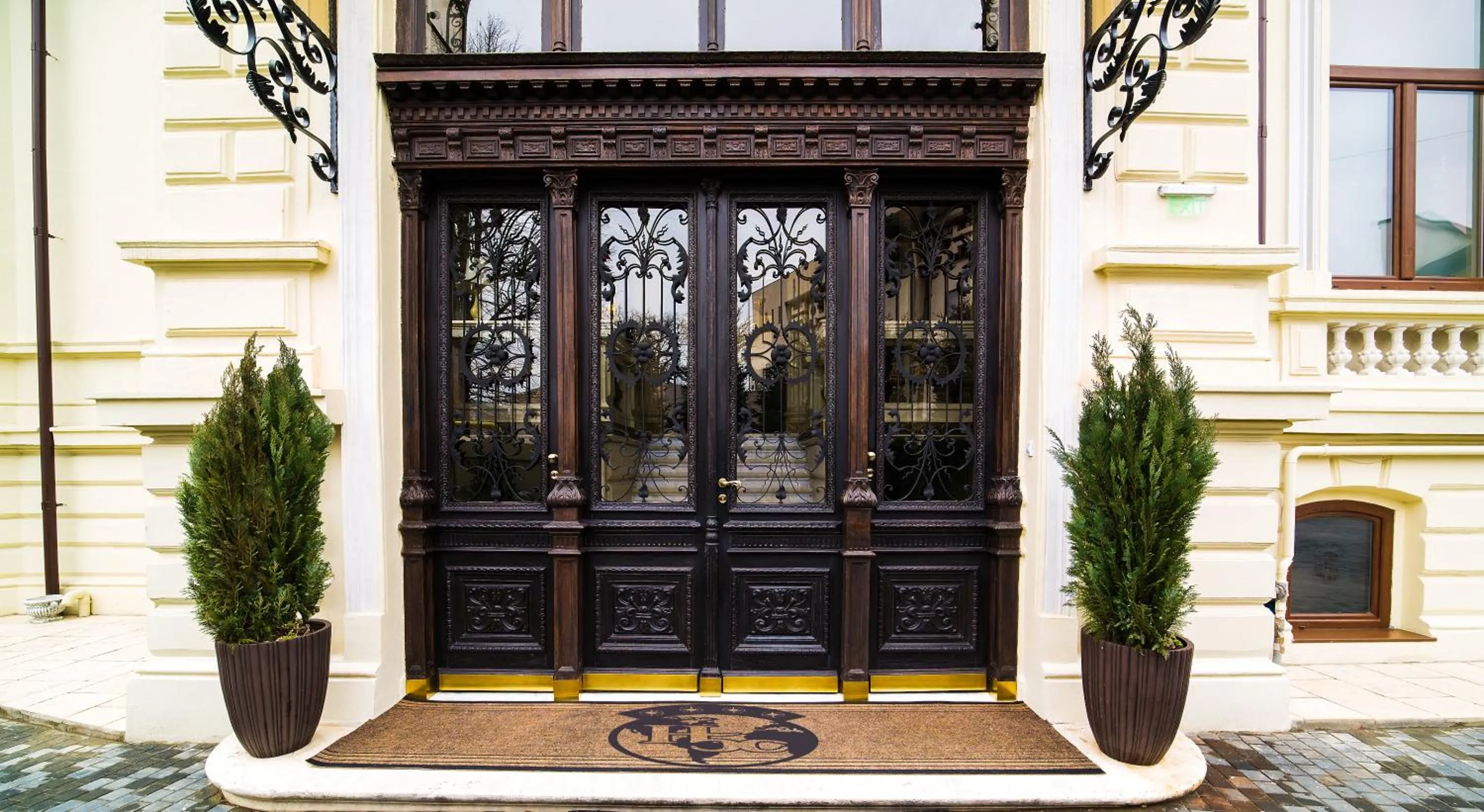 Facade/entrance in Hotel 5 Continents