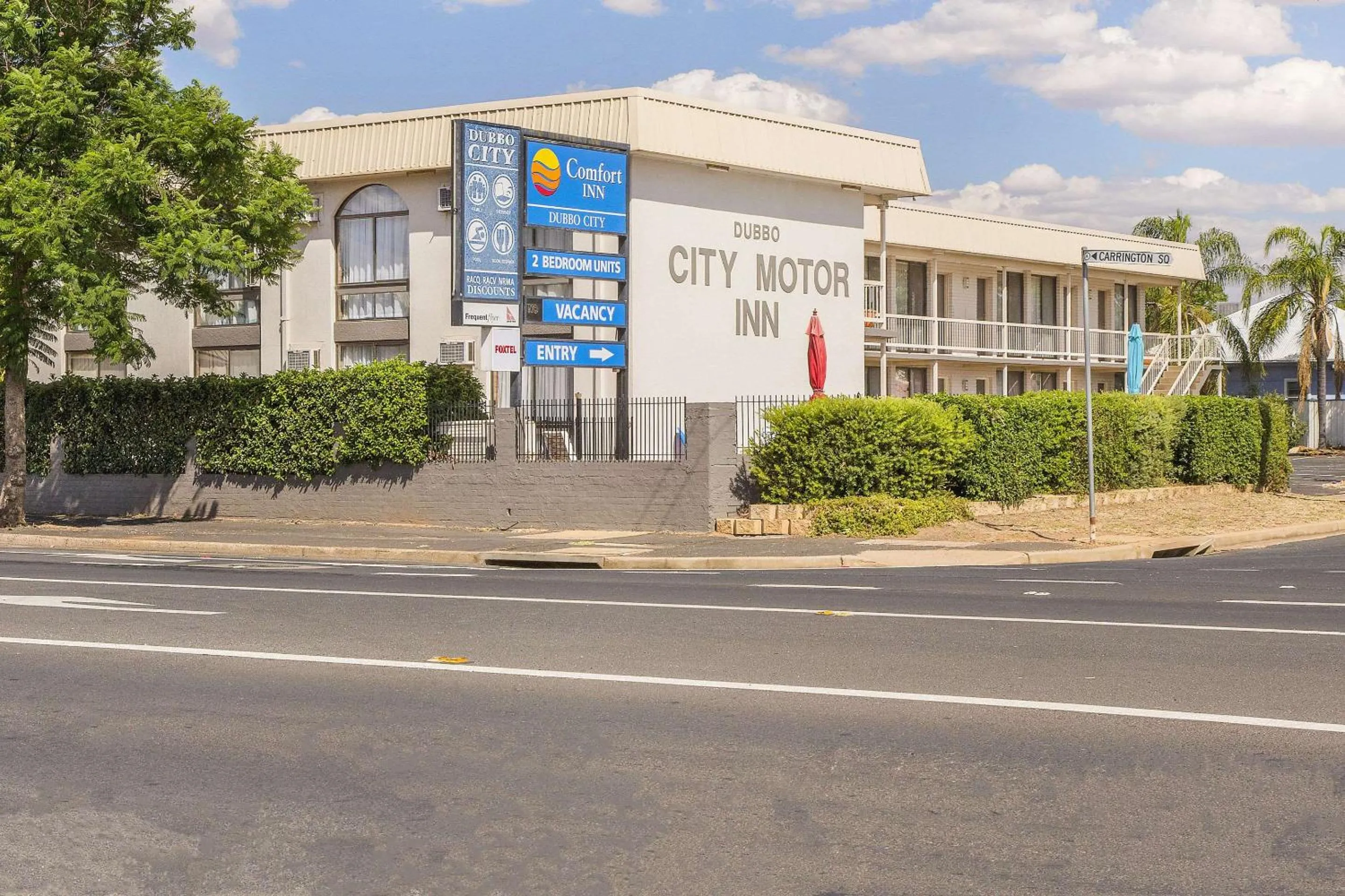 Property building in Comfort Inn Dubbo City
