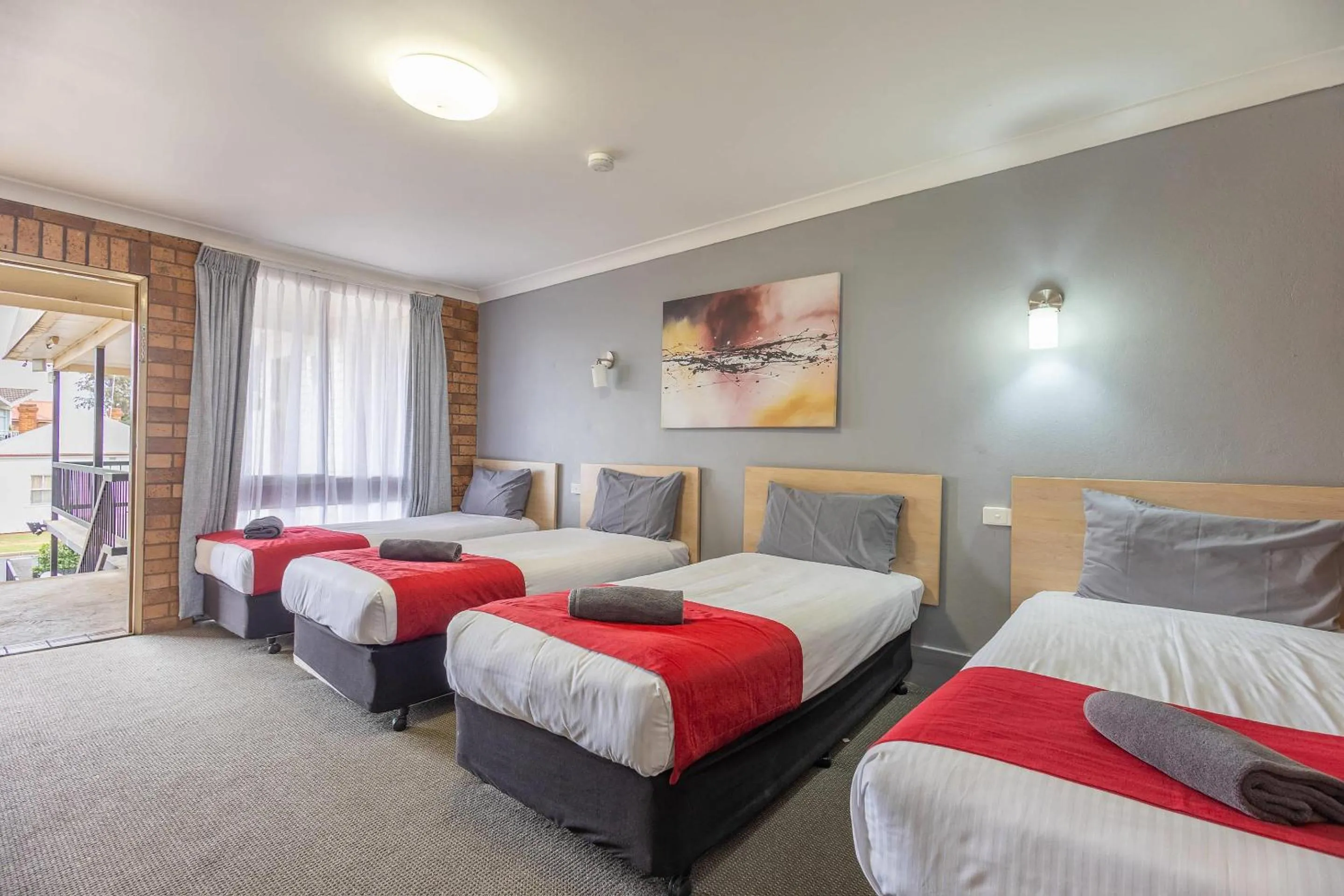 Bedroom, Bed in Comfort Inn Dubbo City
