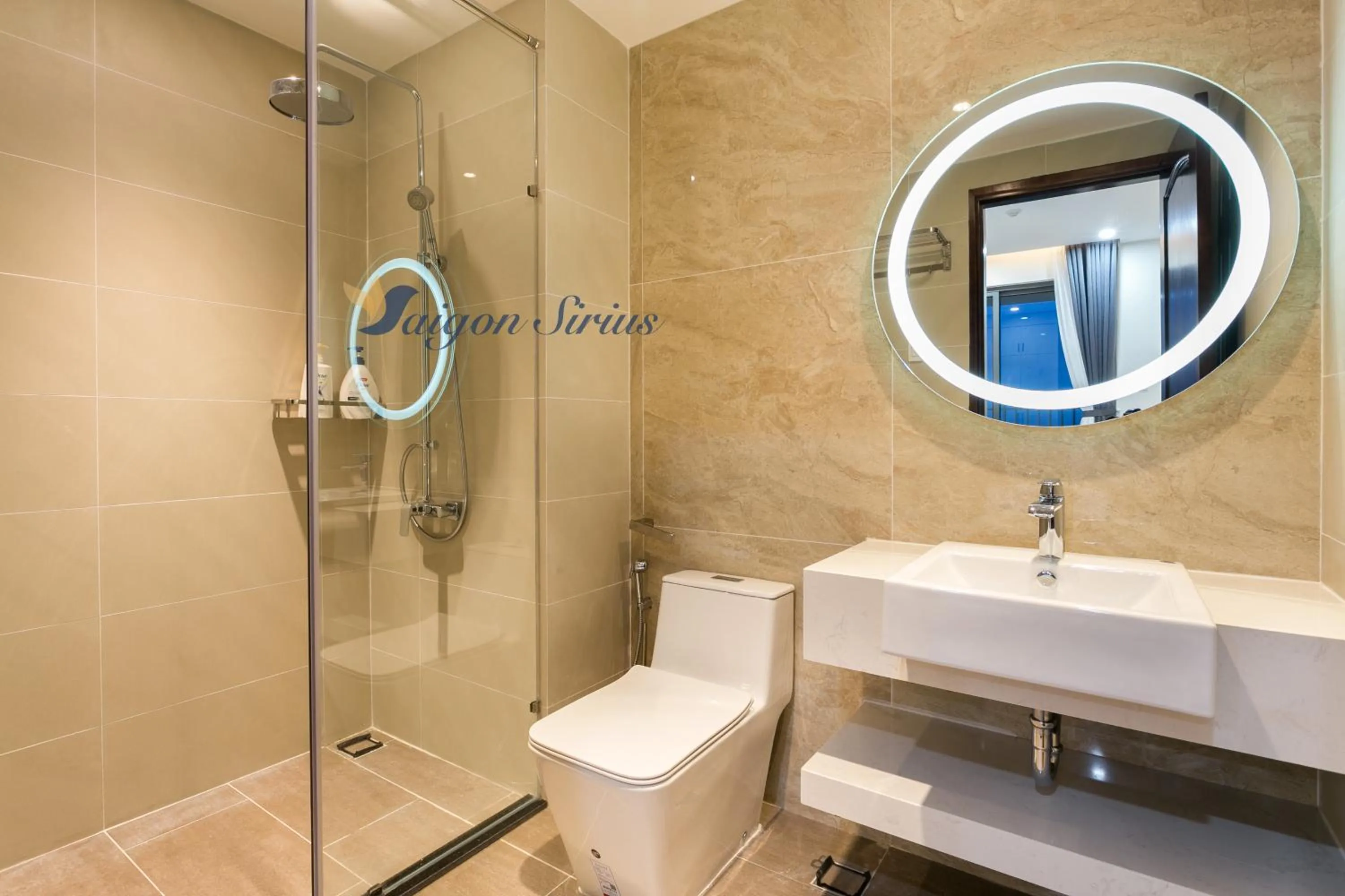 Bathroom in Saigon Sirius