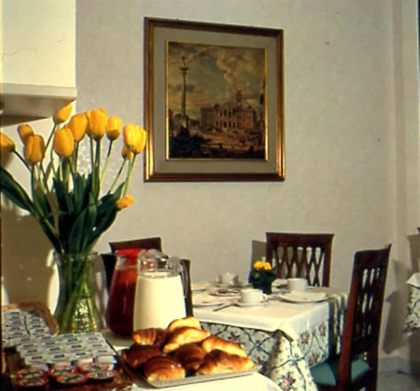 Restaurant/places to eat in Hotel San Pietro