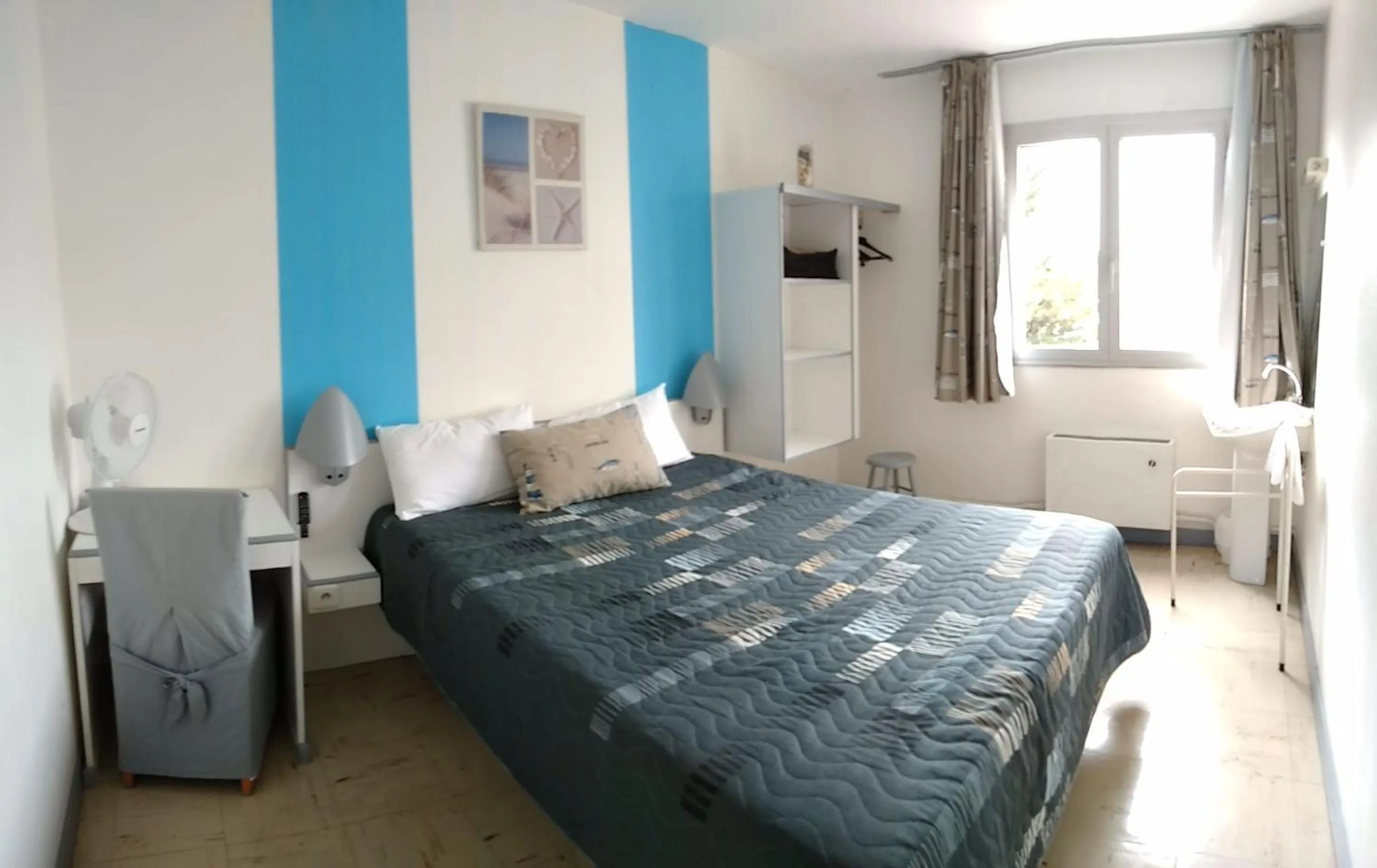 Bed in hotel l'échappée d'oléron