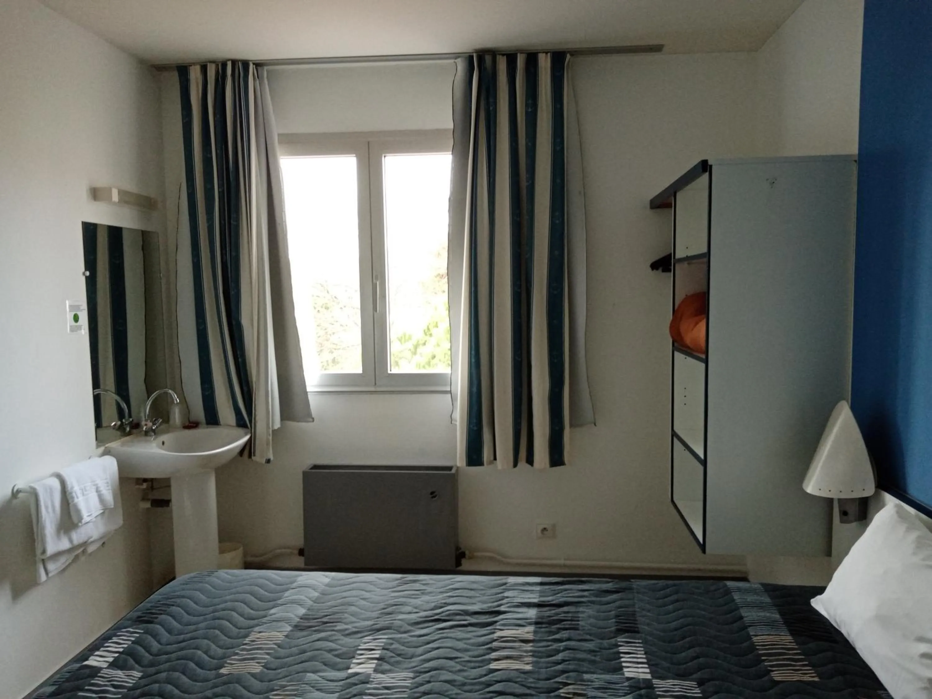 Bed in hotel l'échappée d'oléron