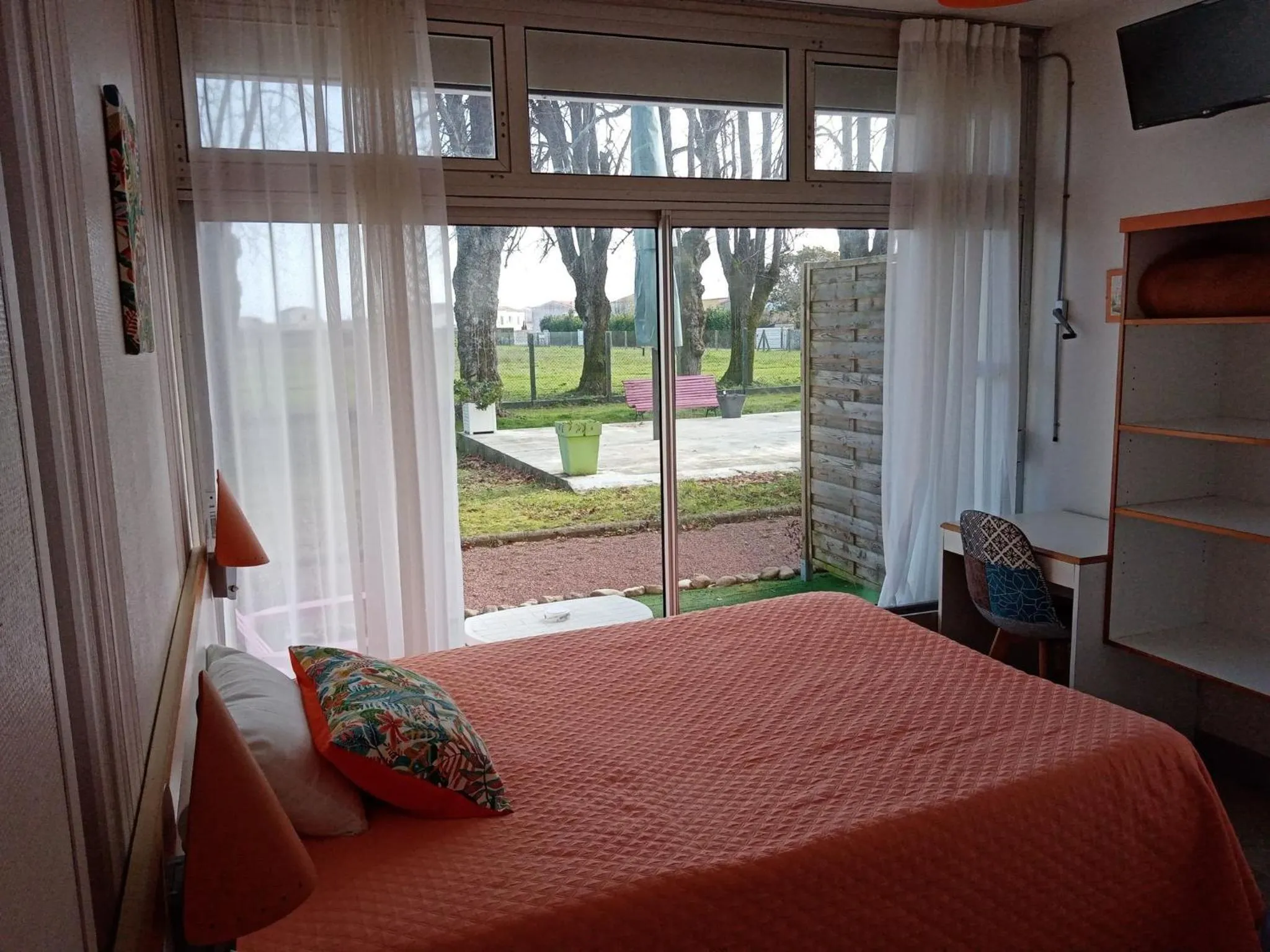 Bed in hotel l'échappée d'oléron