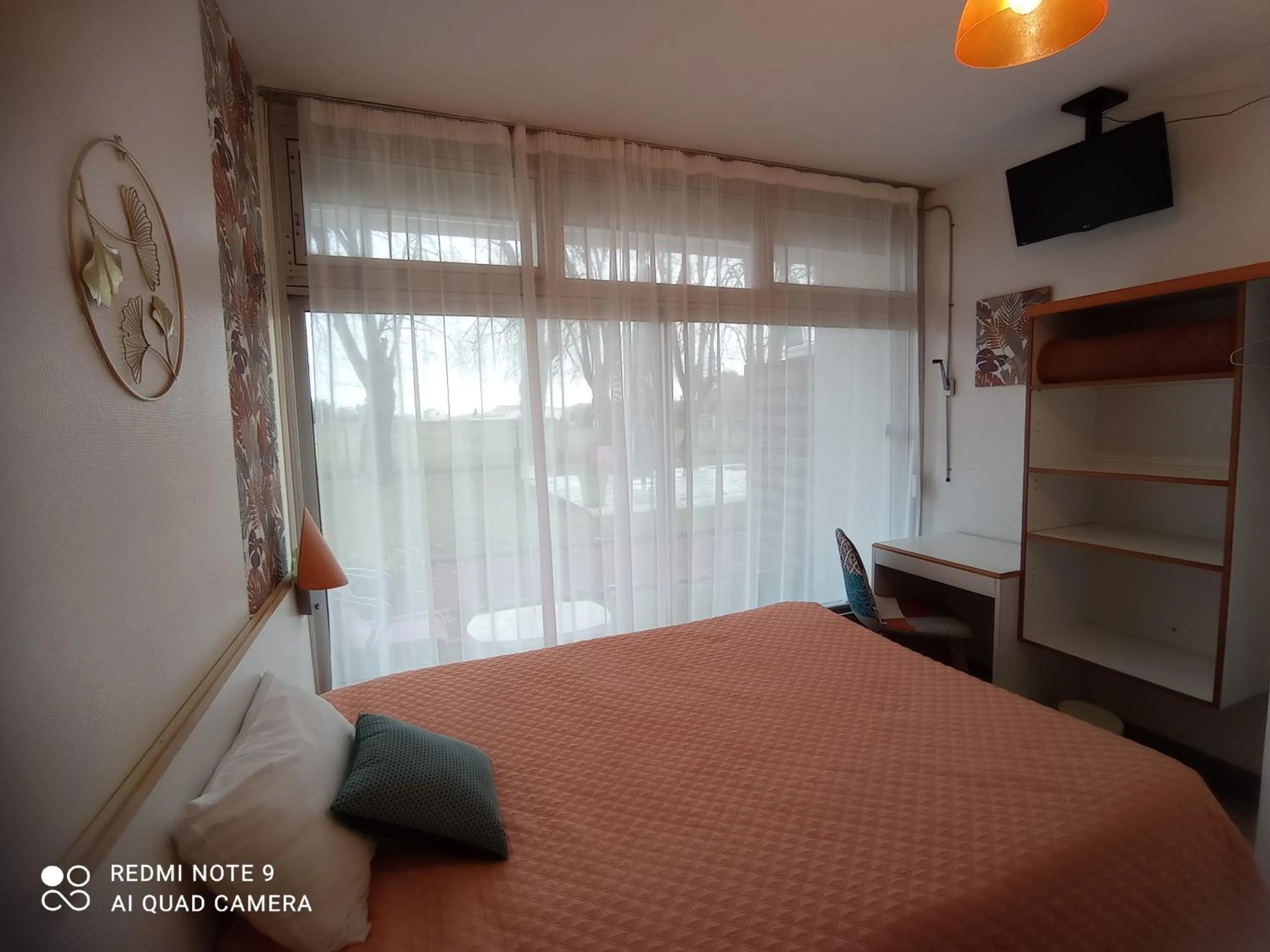 Bed in hotel l'échappée d'oléron