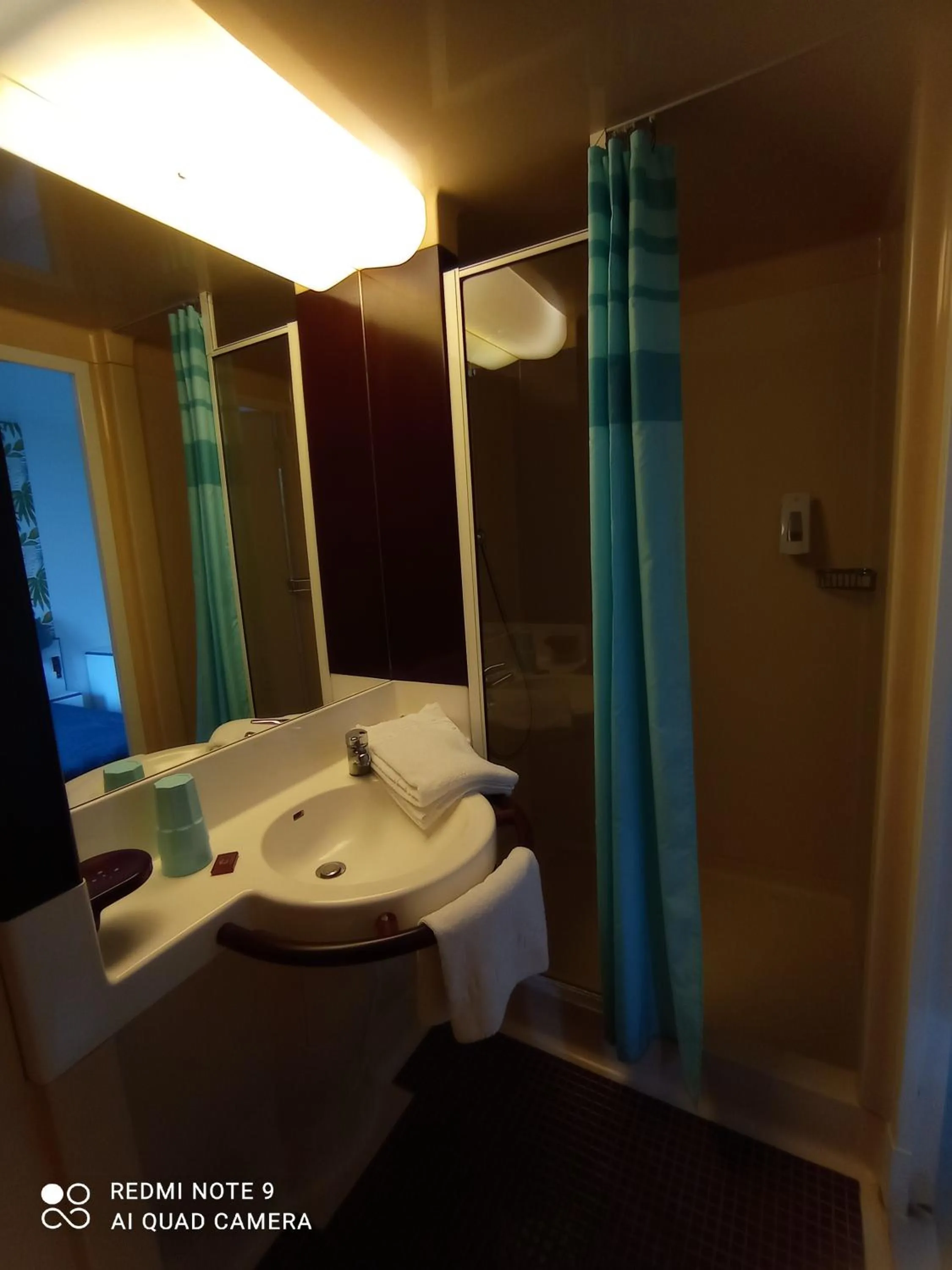 Bed in hotel l'échappée d'oléron