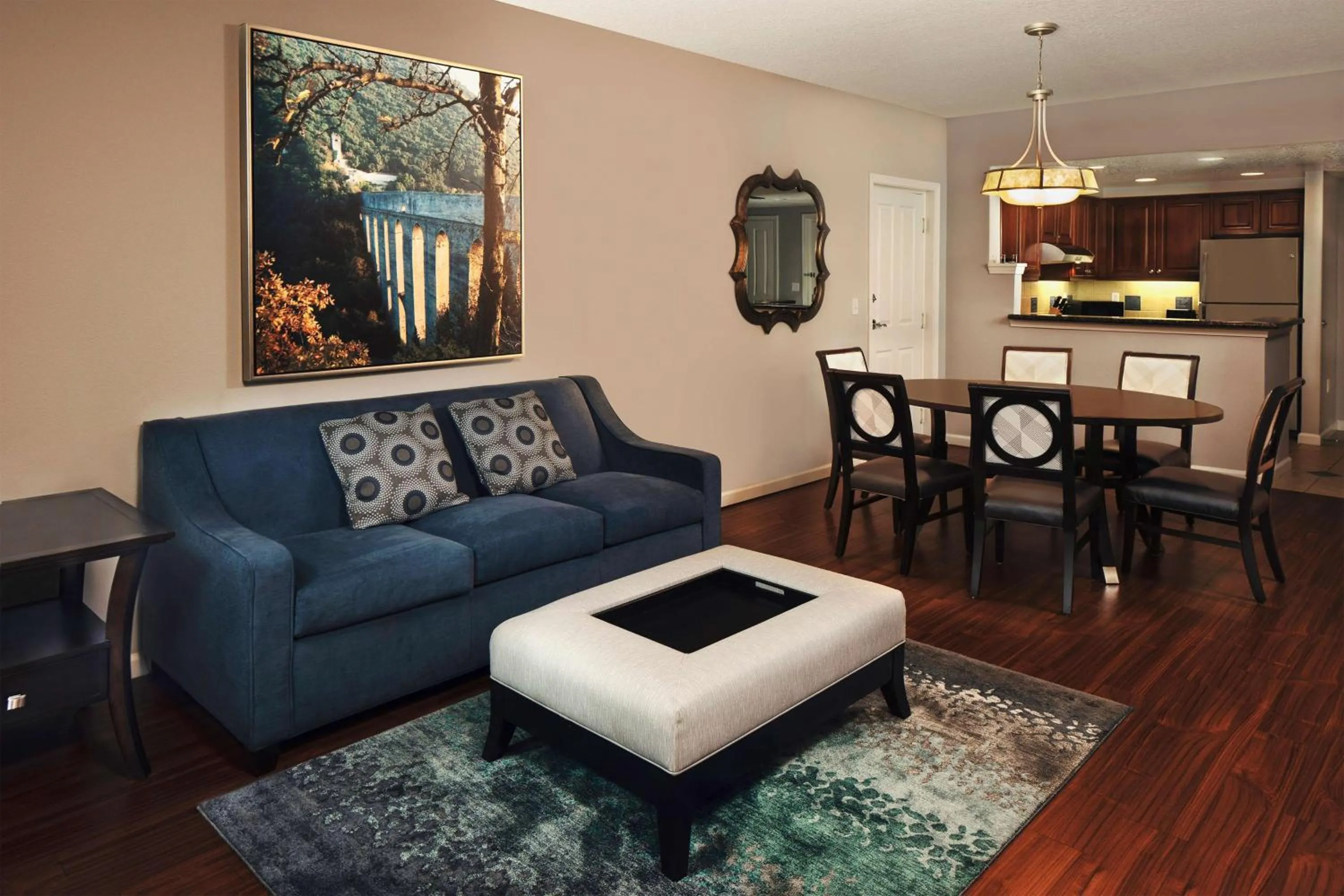 Living room in Hilton Grand Vacations Club Tuscany Village Orlando