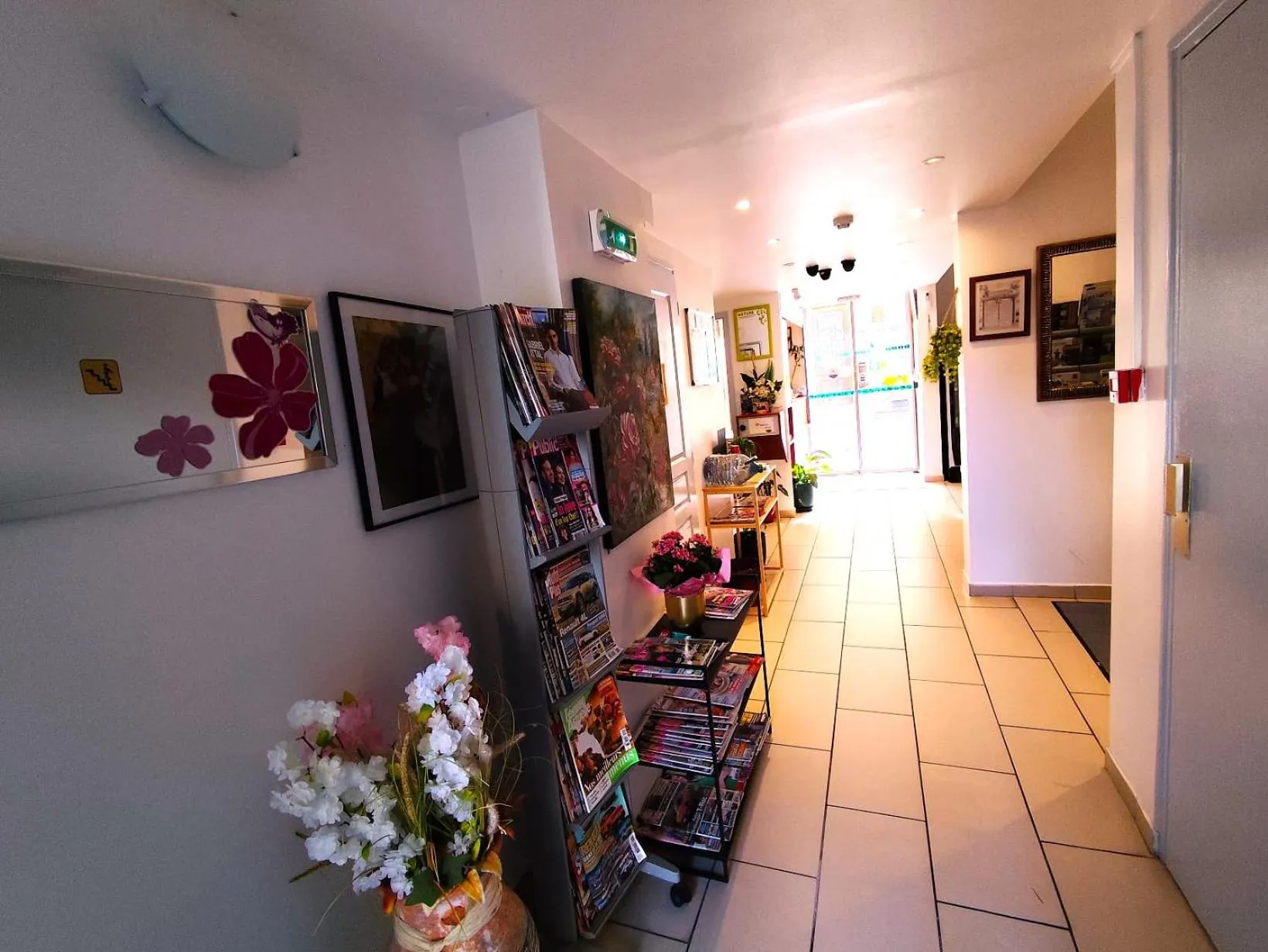 Lobby or reception in Hôtel du Fort