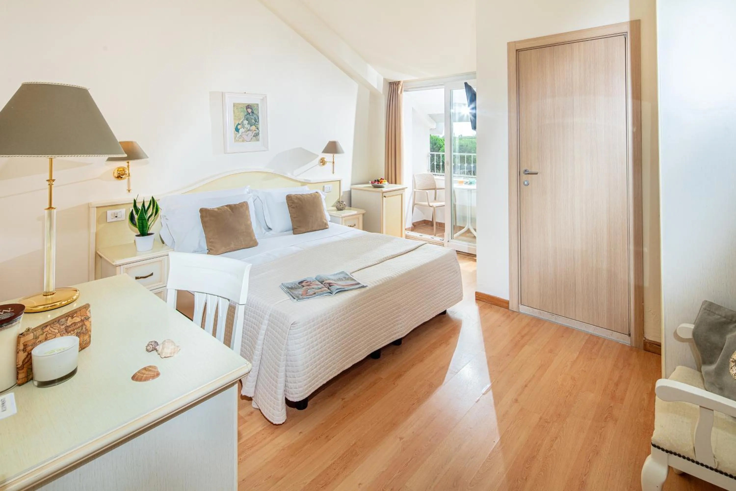 Property building, Bed in Hotel Jasminum