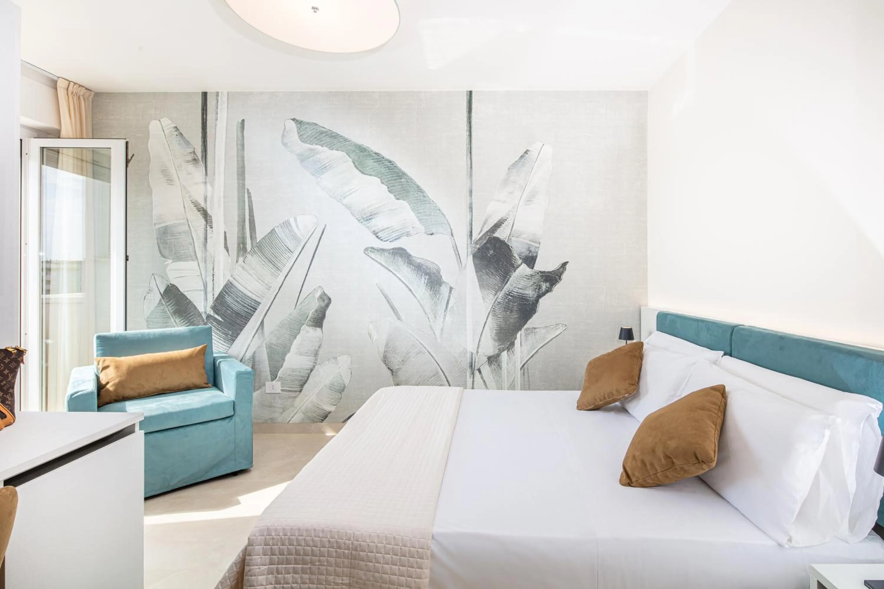 Property building, Bed in Hotel Jasminum