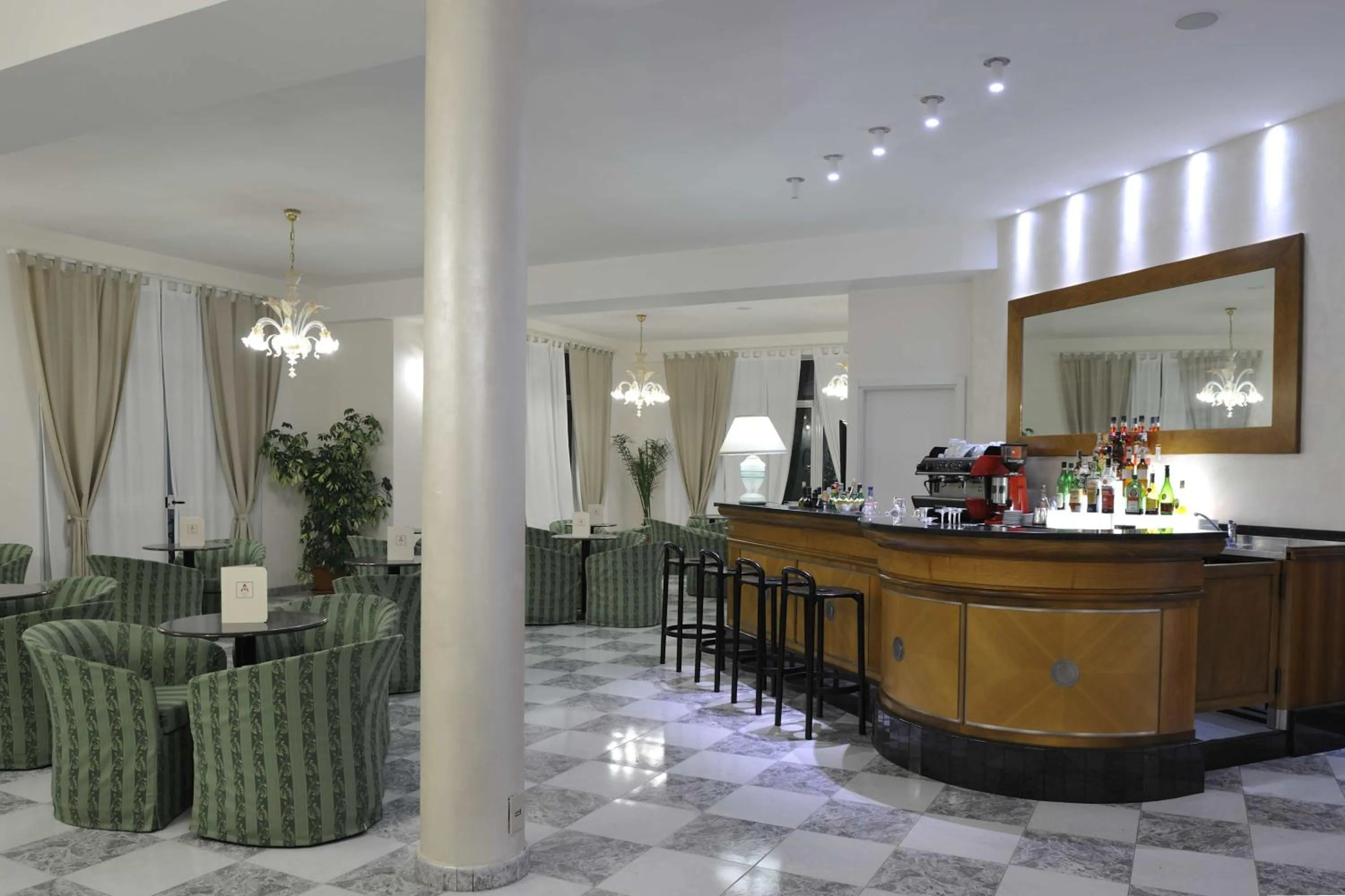 Lounge or bar in Hotel Jasminum