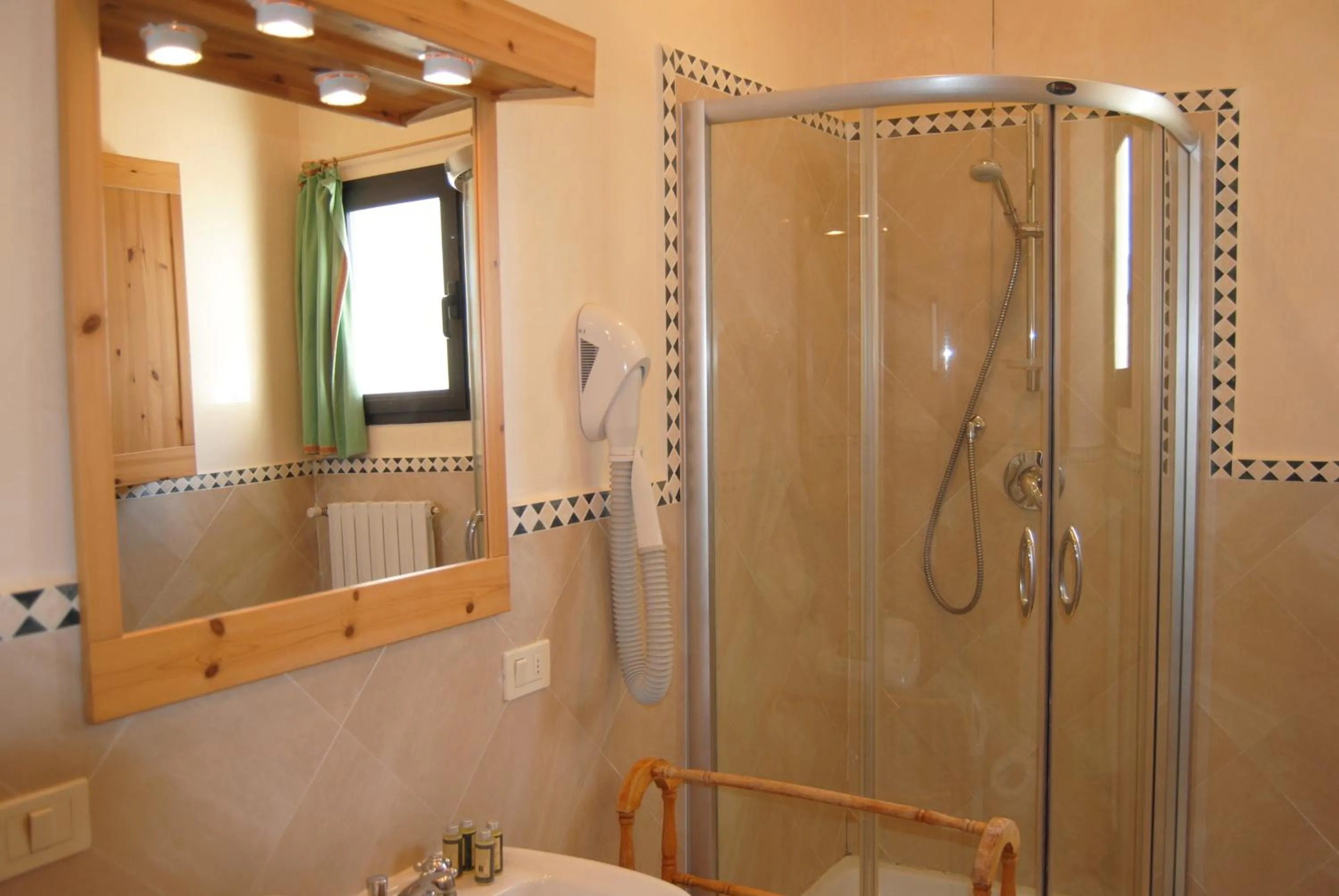 Shower in Rovezzano B&B
