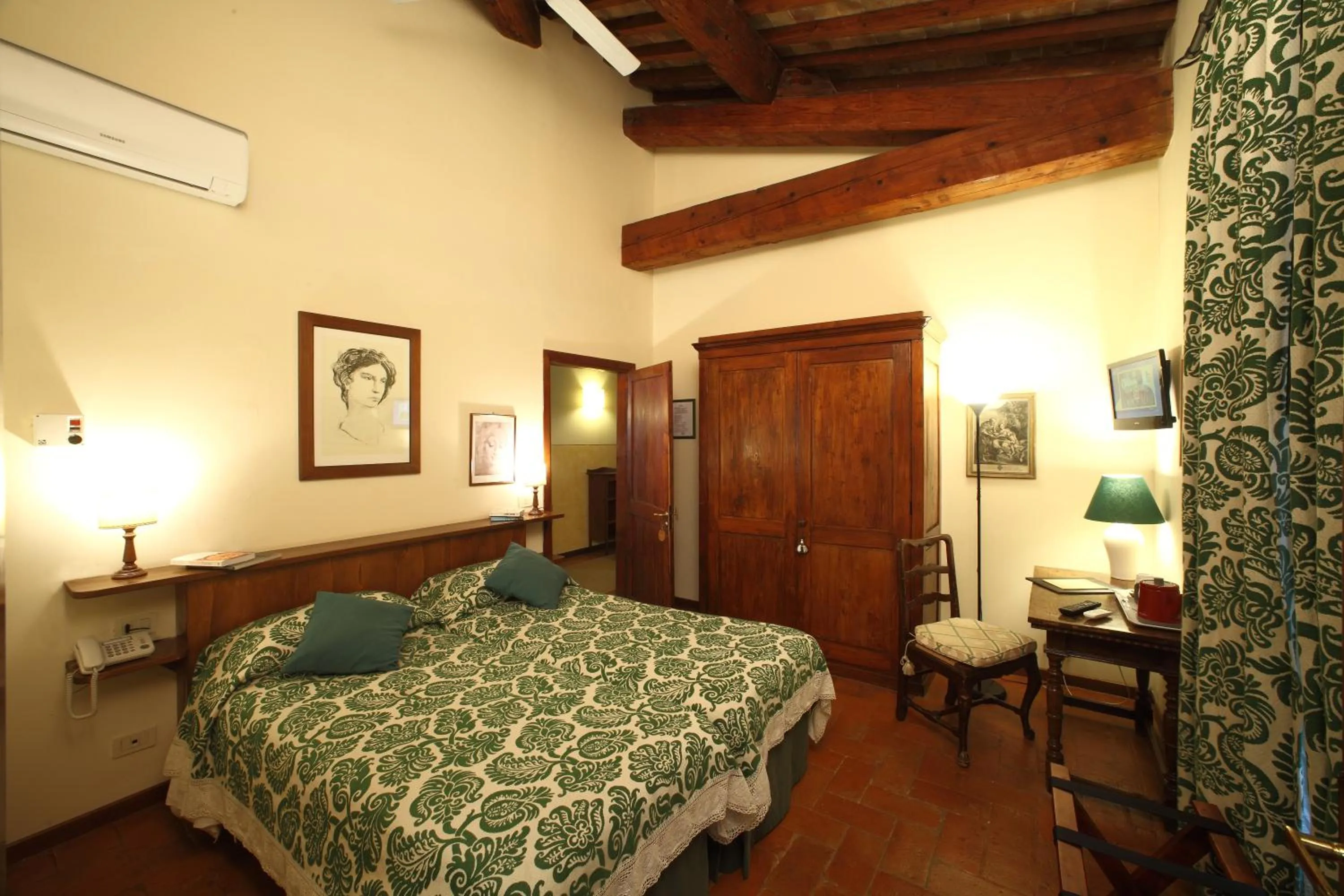 Photo of the whole room, Bed in Rovezzano B&B