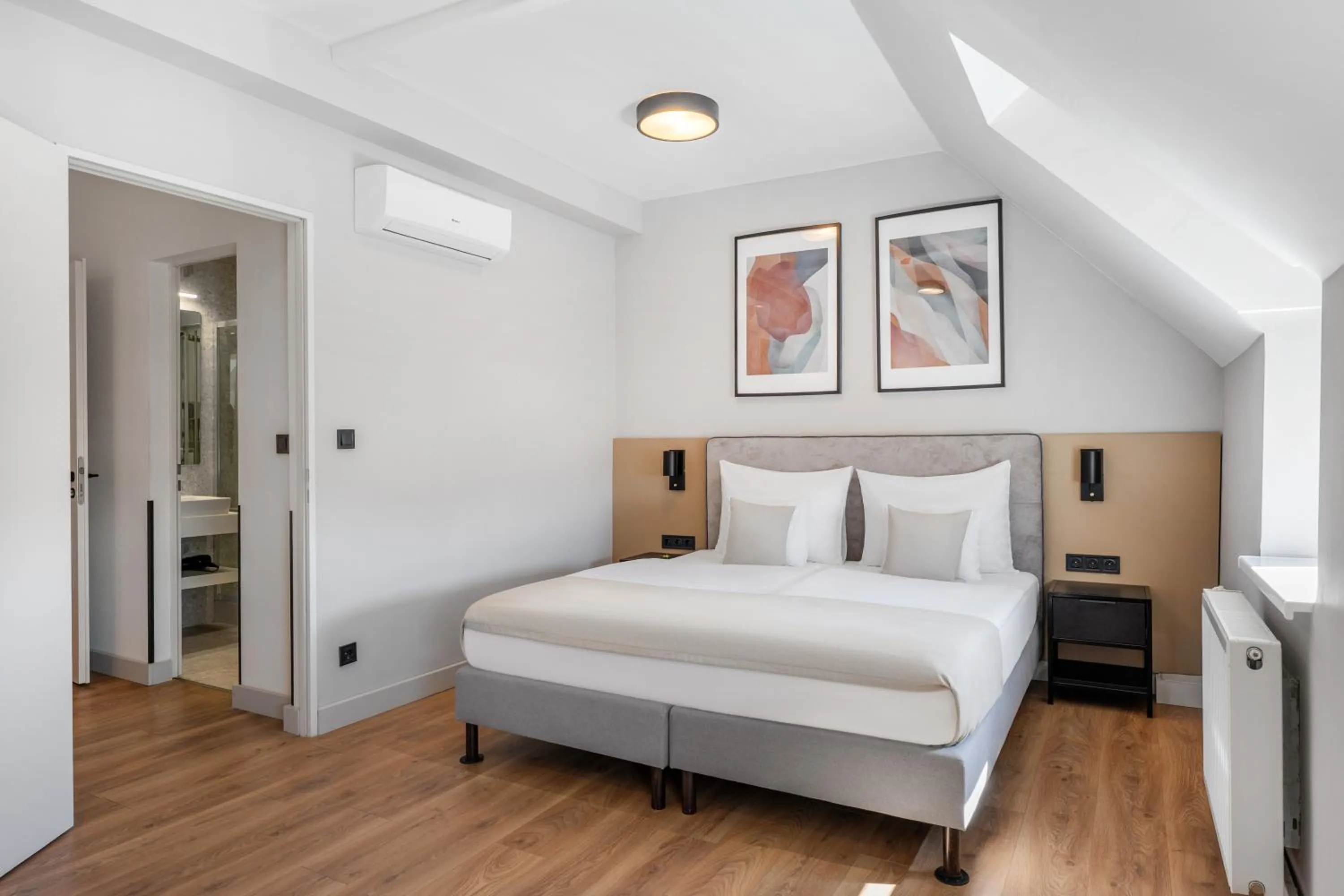 Bedroom, Bed in Florin Apart Hotel