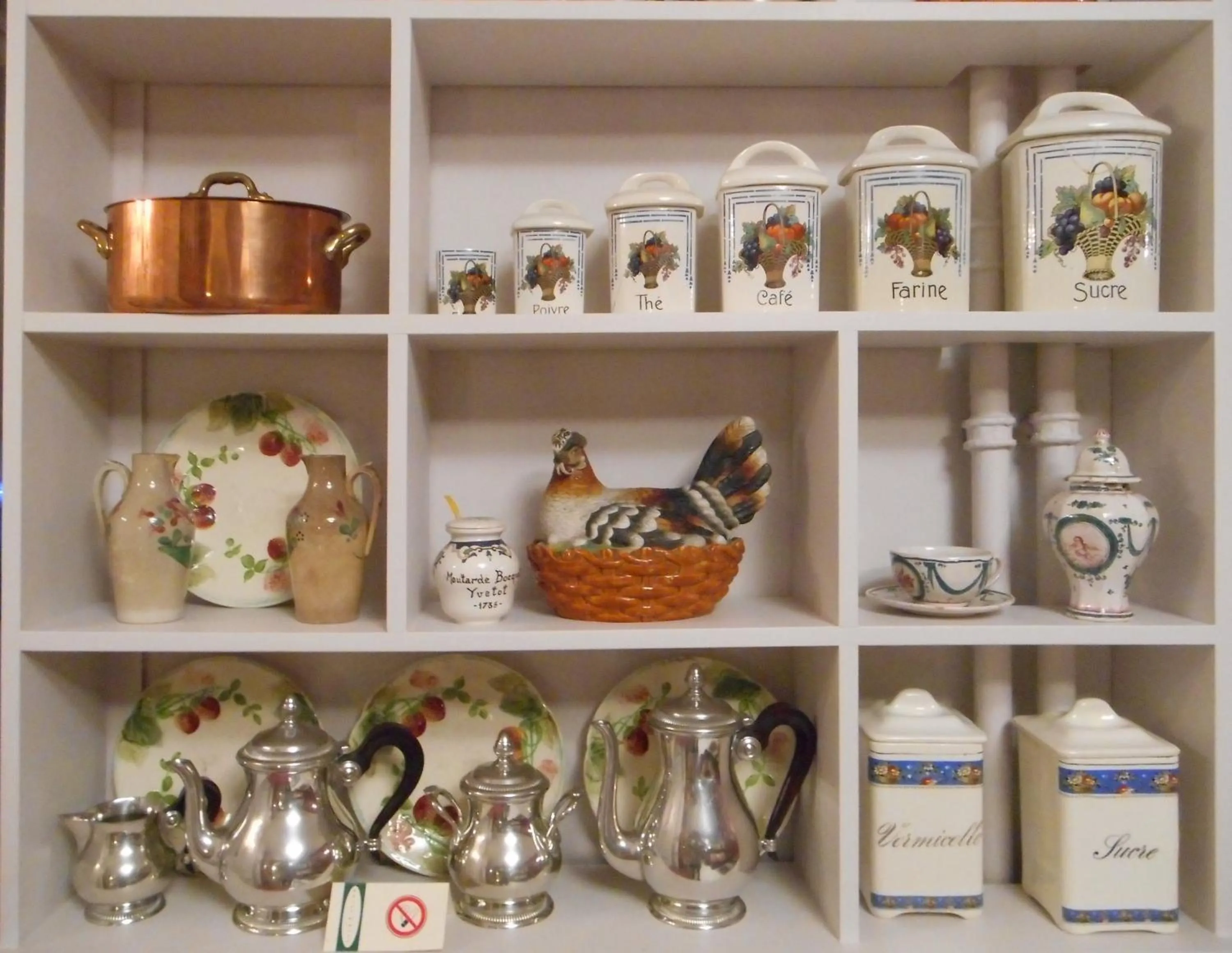 Decorative detail in Hôtel de l'Avre