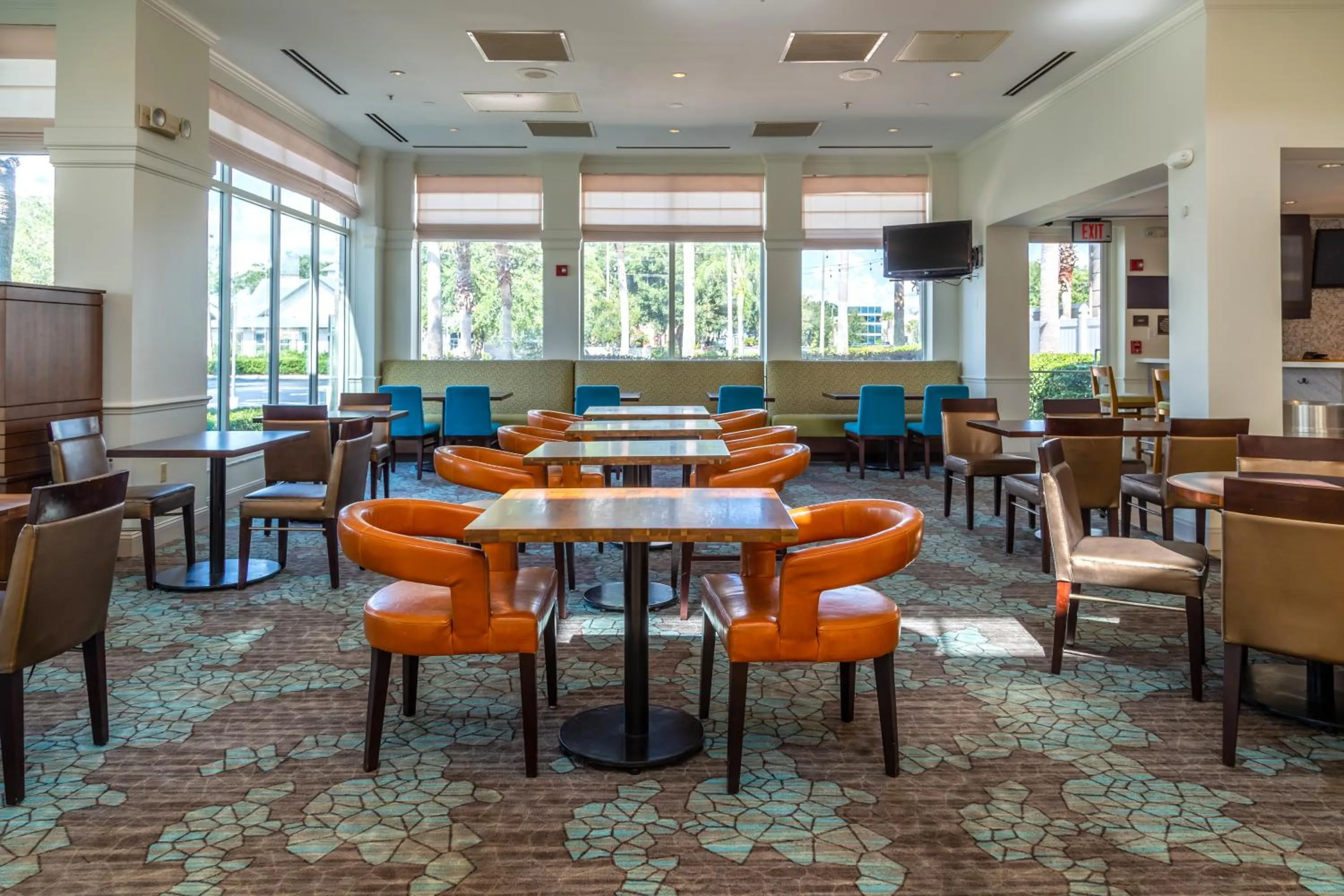 Restaurant/places to eat in Hilton Garden Inn Orlando East - UCF Area