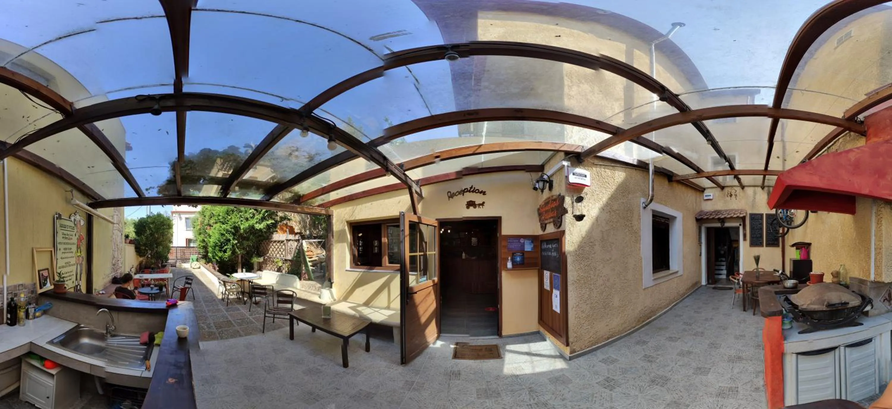 Property building in Studios Arabas