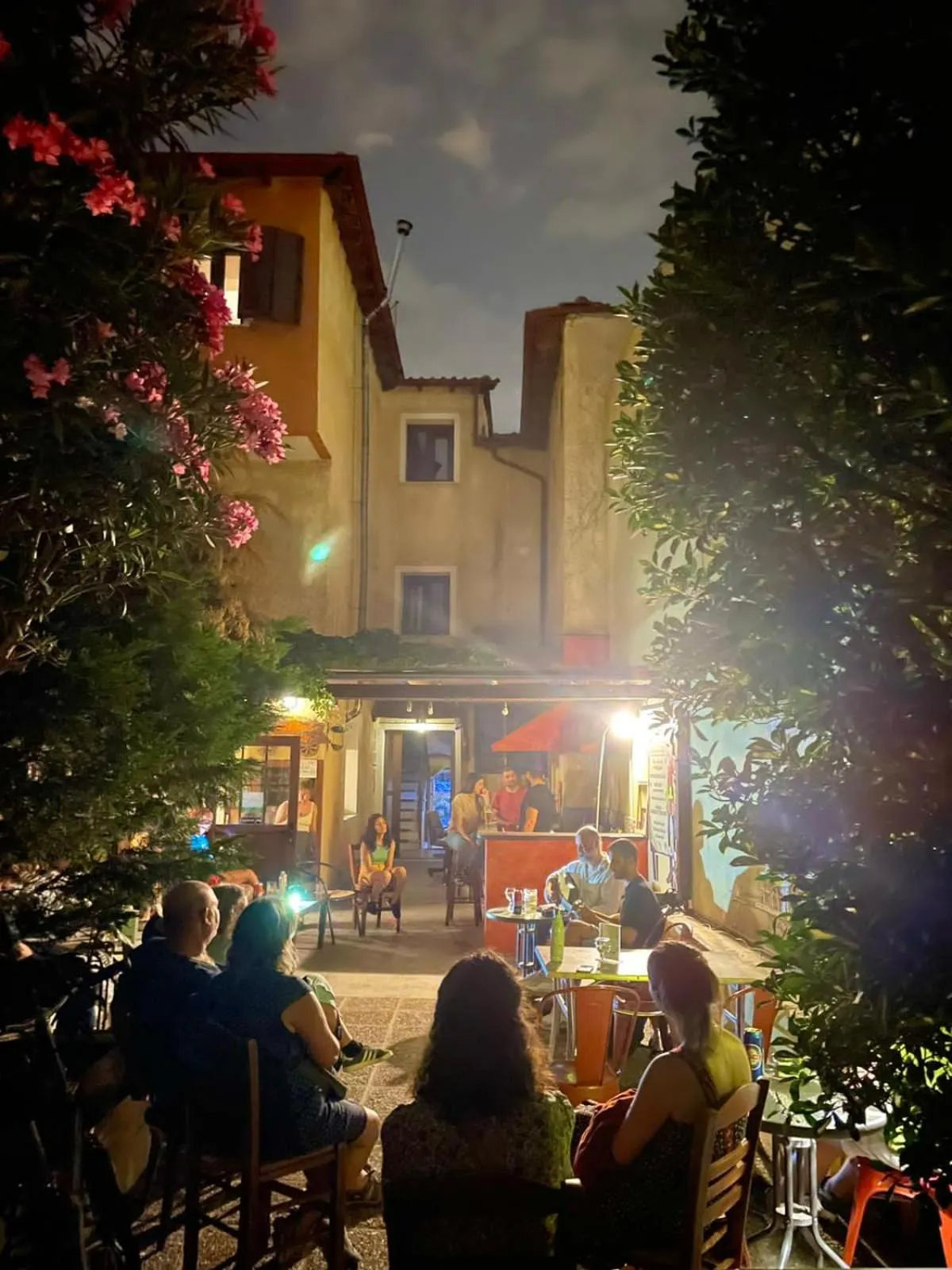 Property building in Studios Arabas