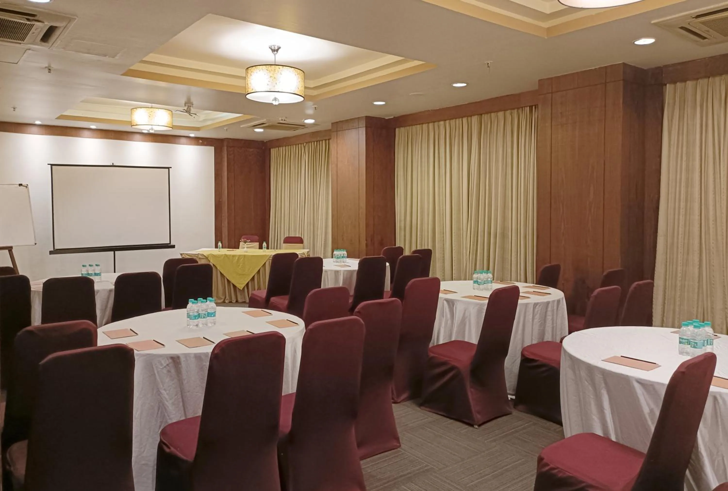 Meeting/conference room in Vesta International