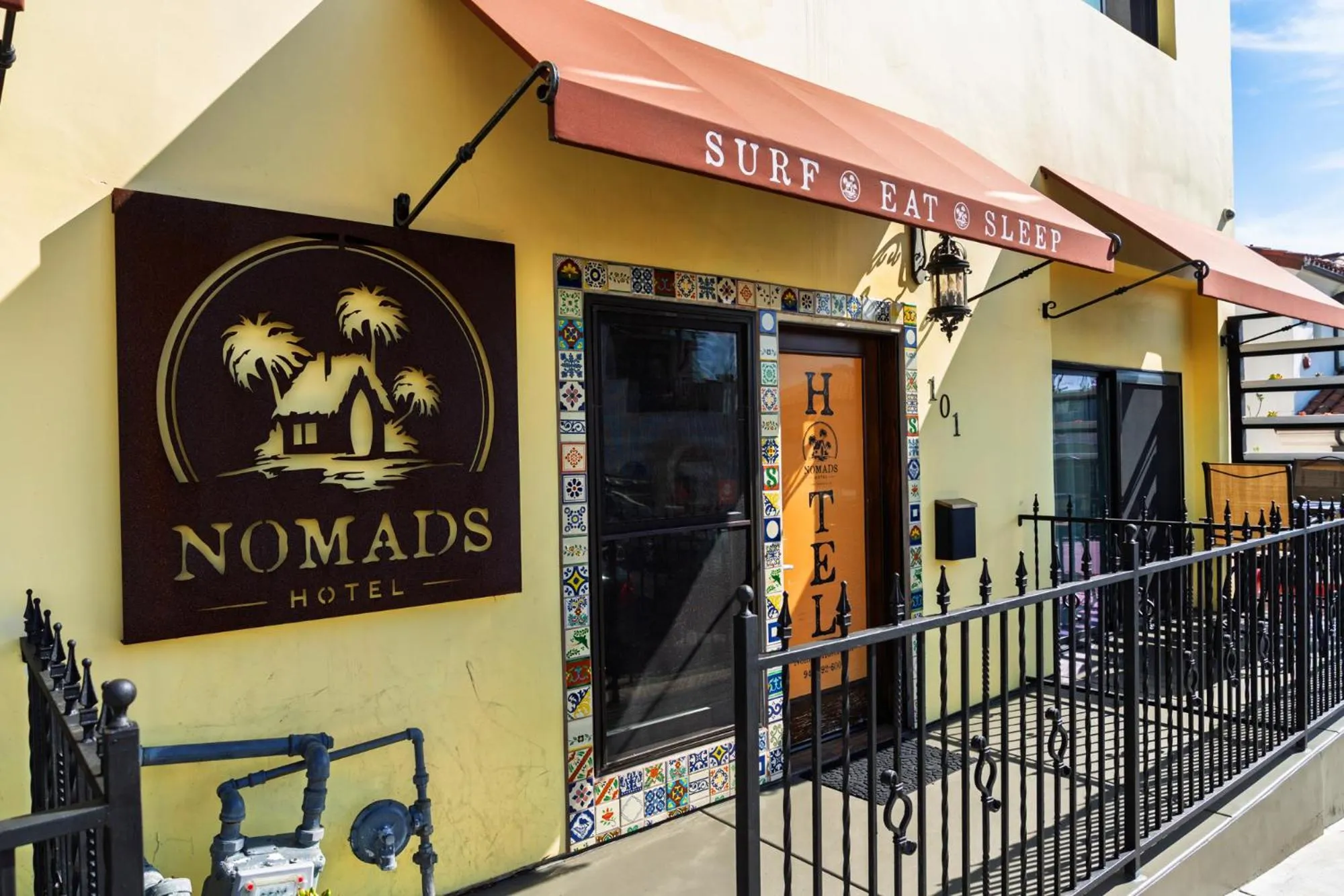 Property building in Nomads Hotel