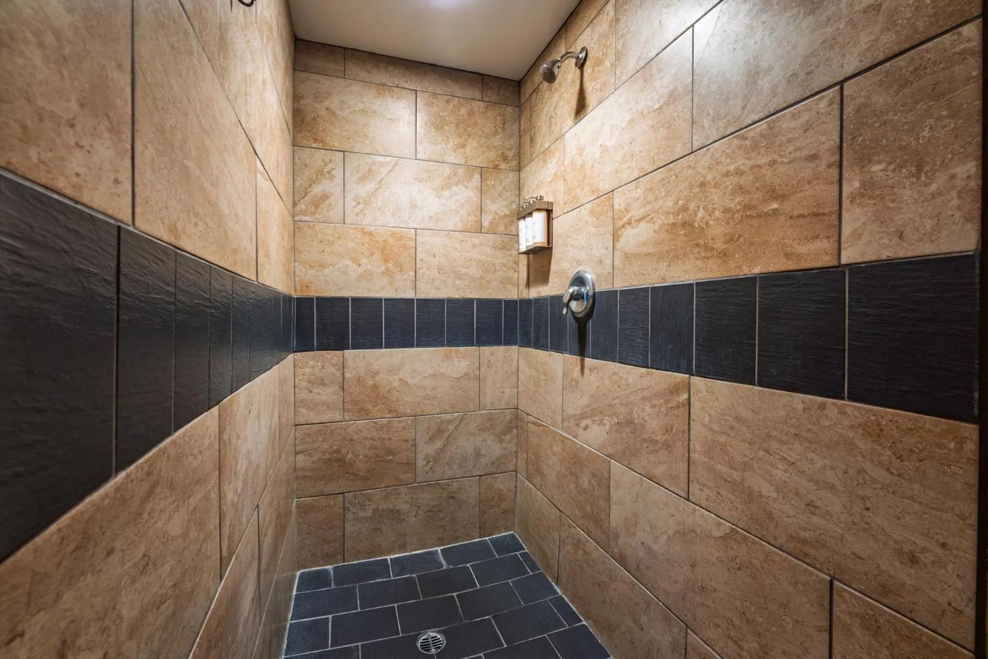 Shower in Nomads Hotel