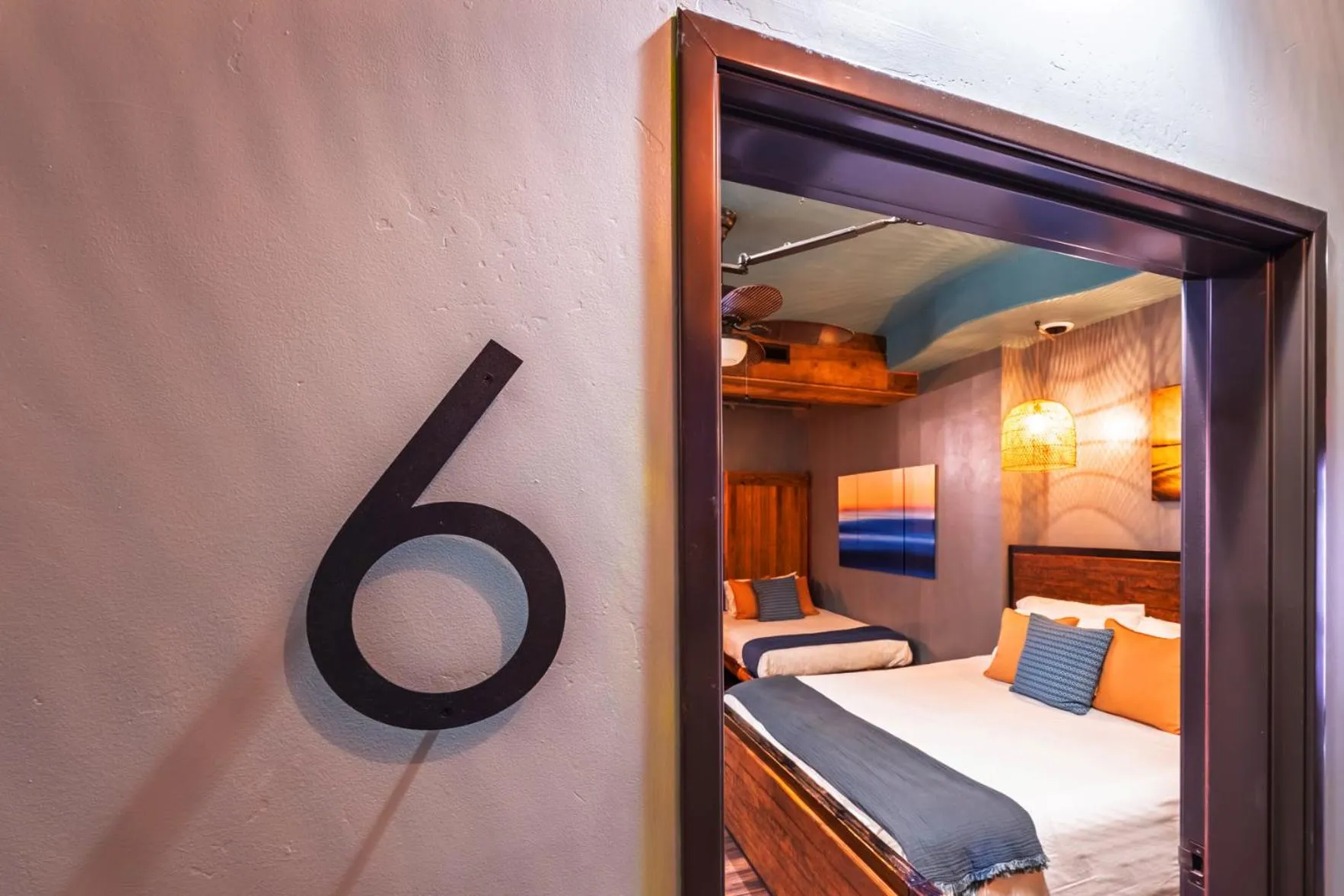 Bedroom, Bed in Nomads Hotel