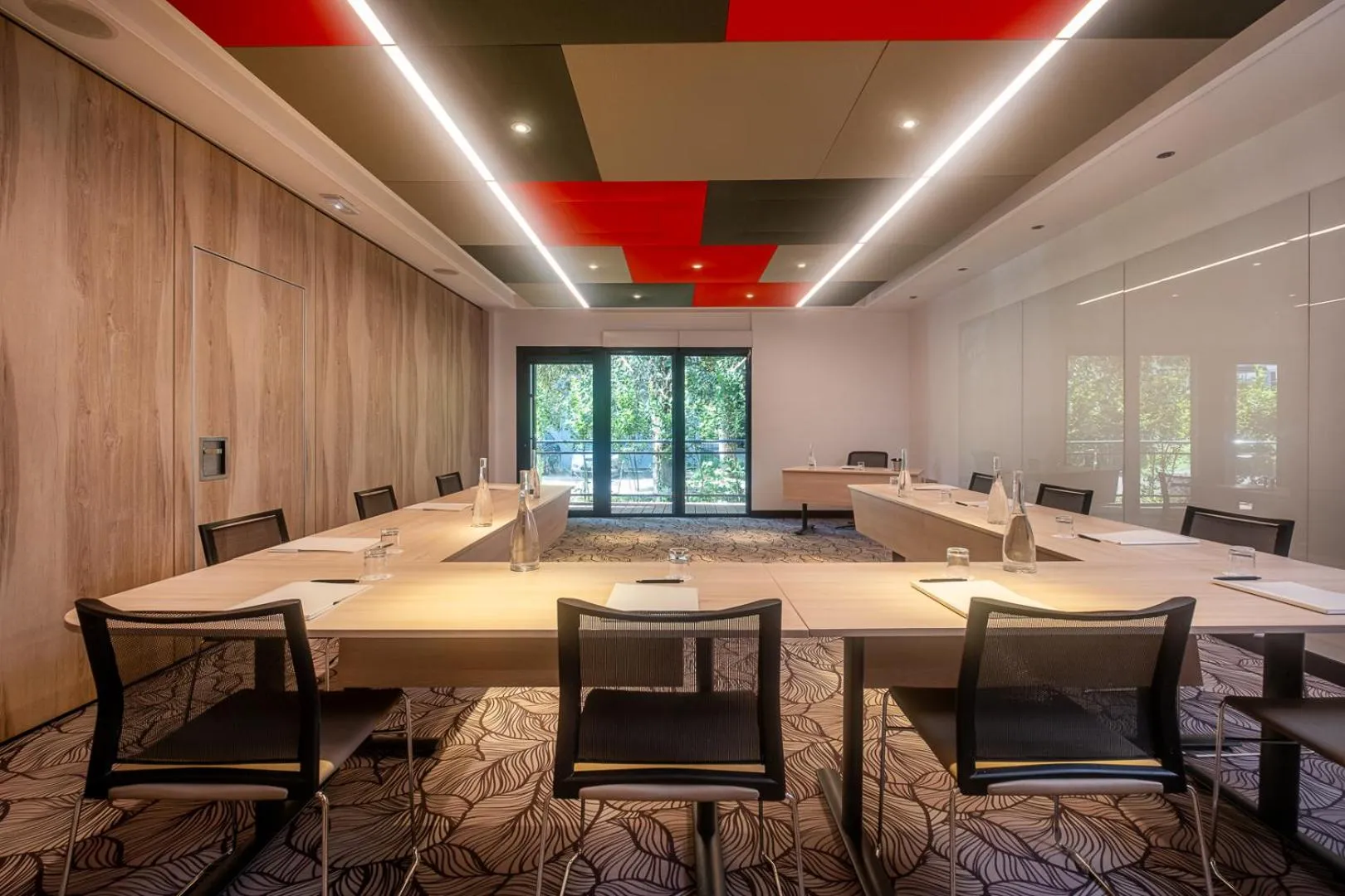 Business facilities in Château Belmont Tours by The Crest Collection
