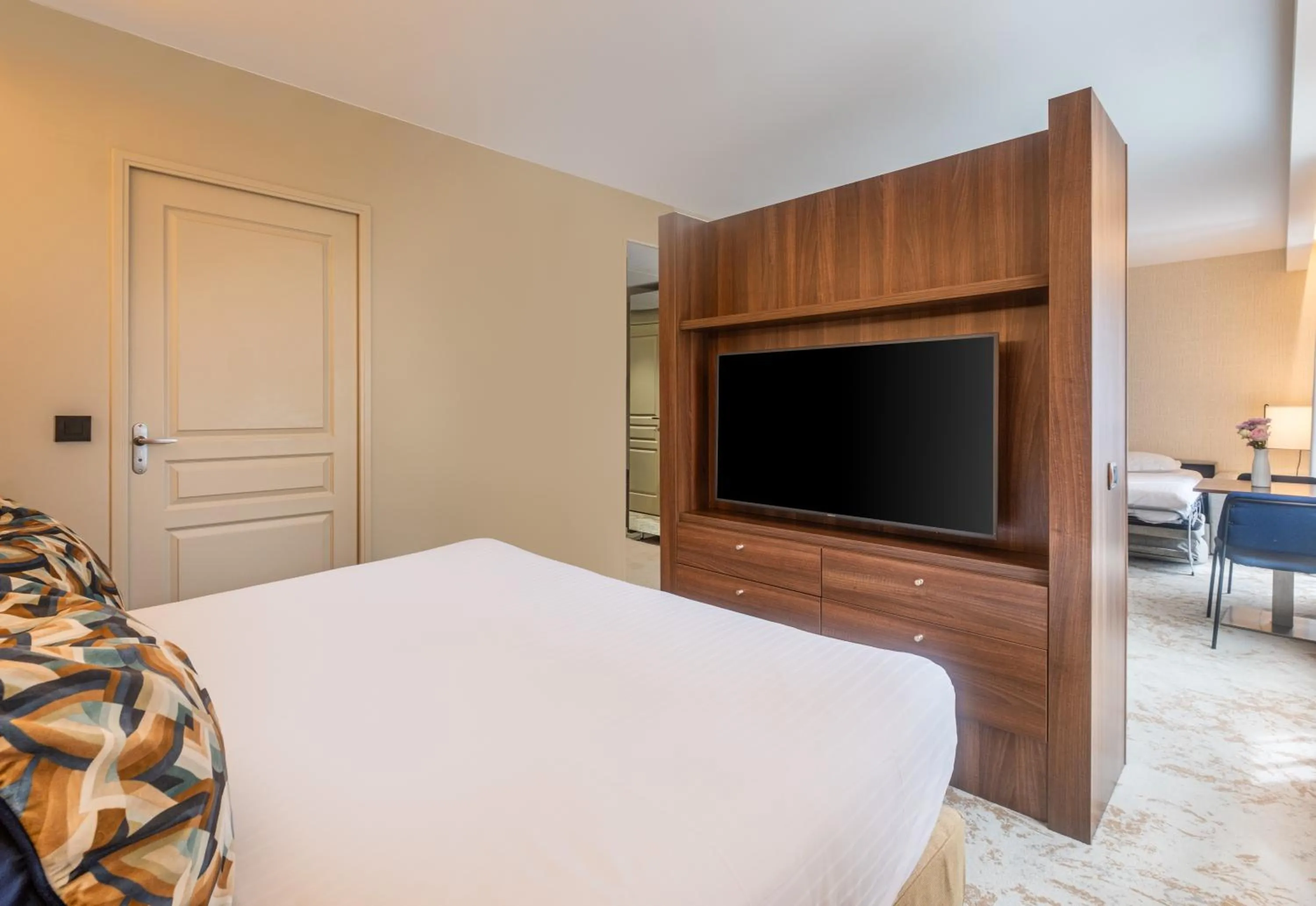 Bed in Château Belmont Tours by The Crest Collection