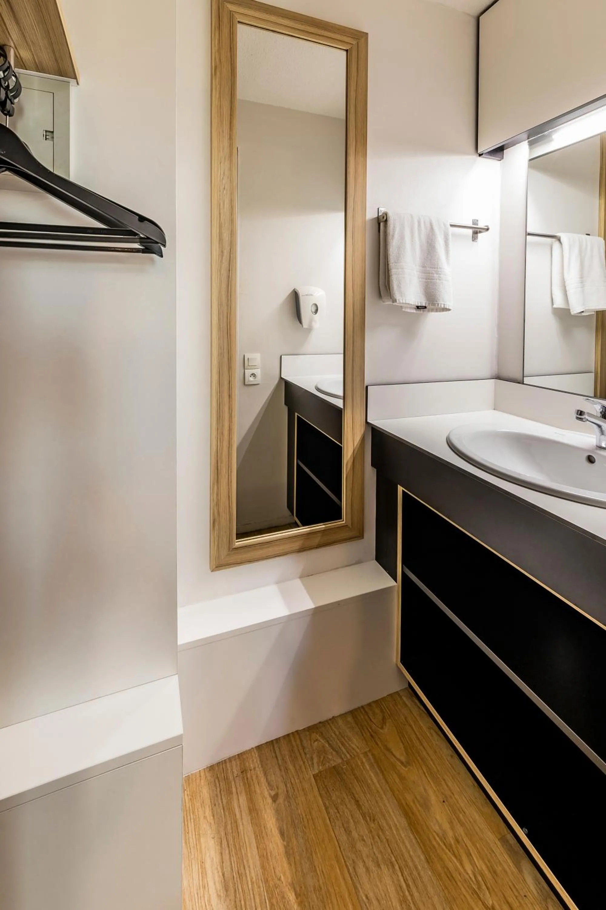 Toilet in Hotel du Parc - Chantepie