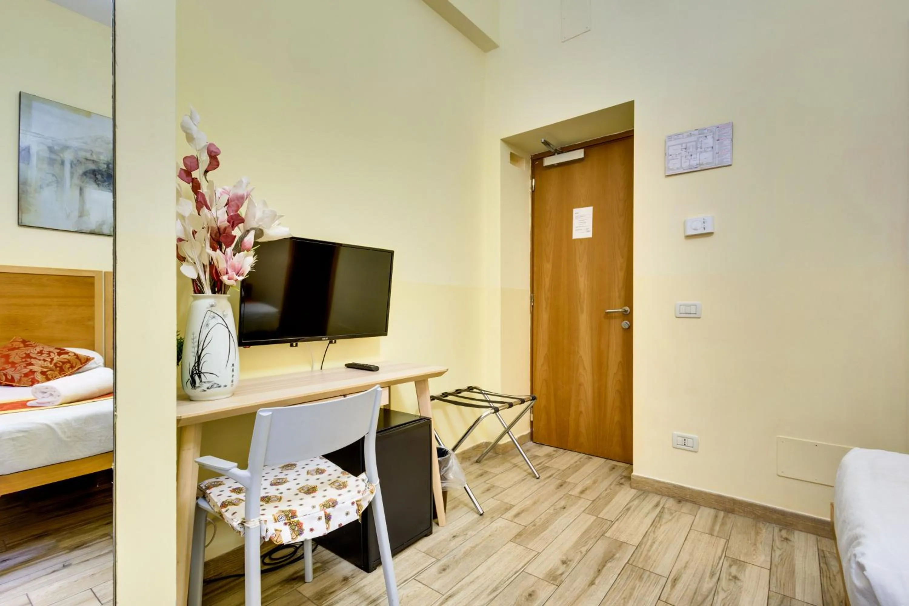 Bedroom, Bed in Hotel Terminal