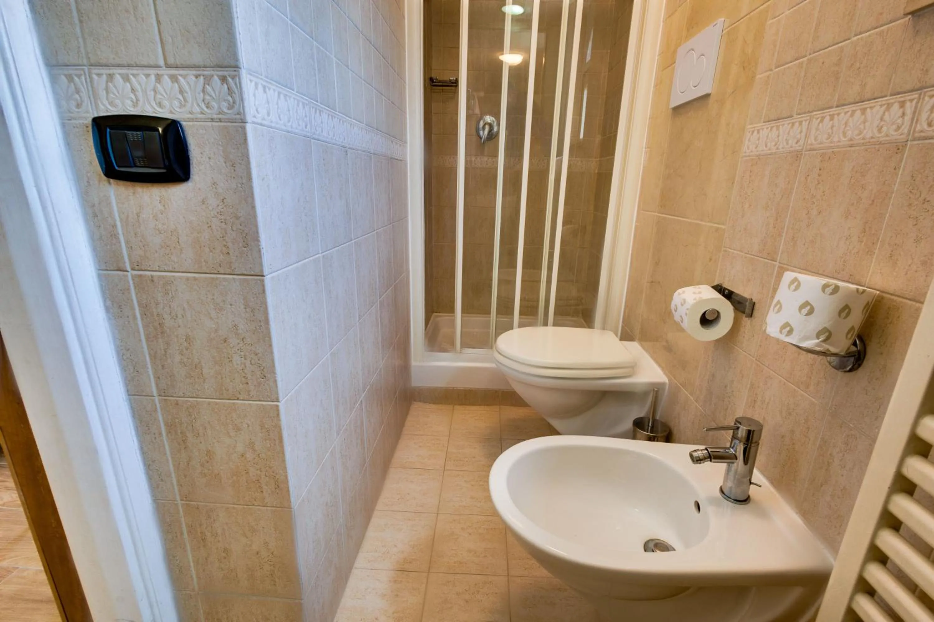 Bathroom in Hotel Terminal